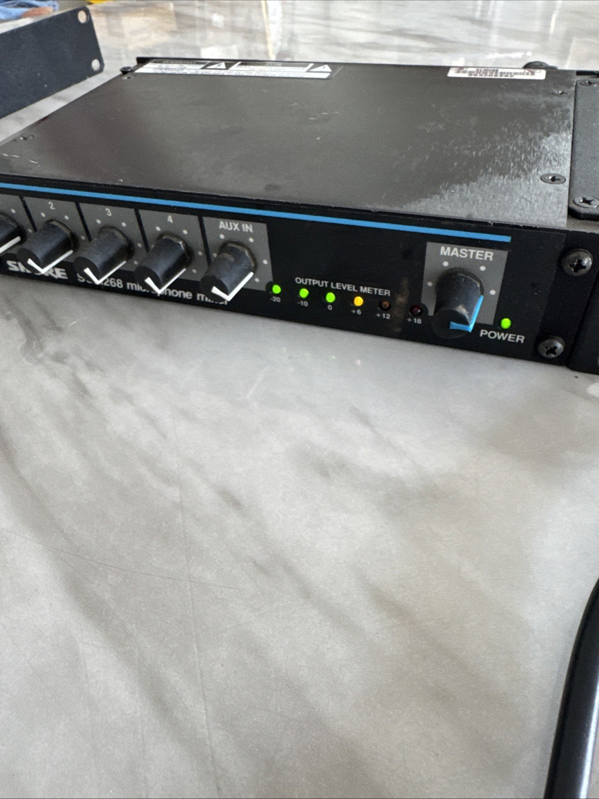 Shure SCM 268 4 Channel Compact Microphone Mixer