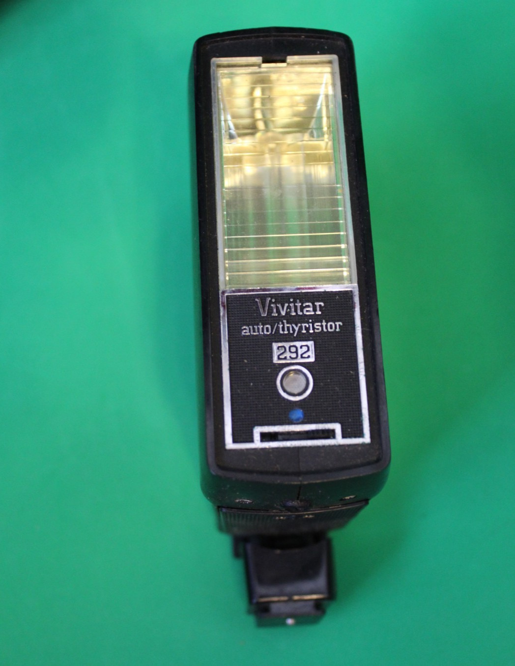 VINTAGE VINITAR AUTO/THRISTOR 292 CAMERA FLASH WITH CASE
