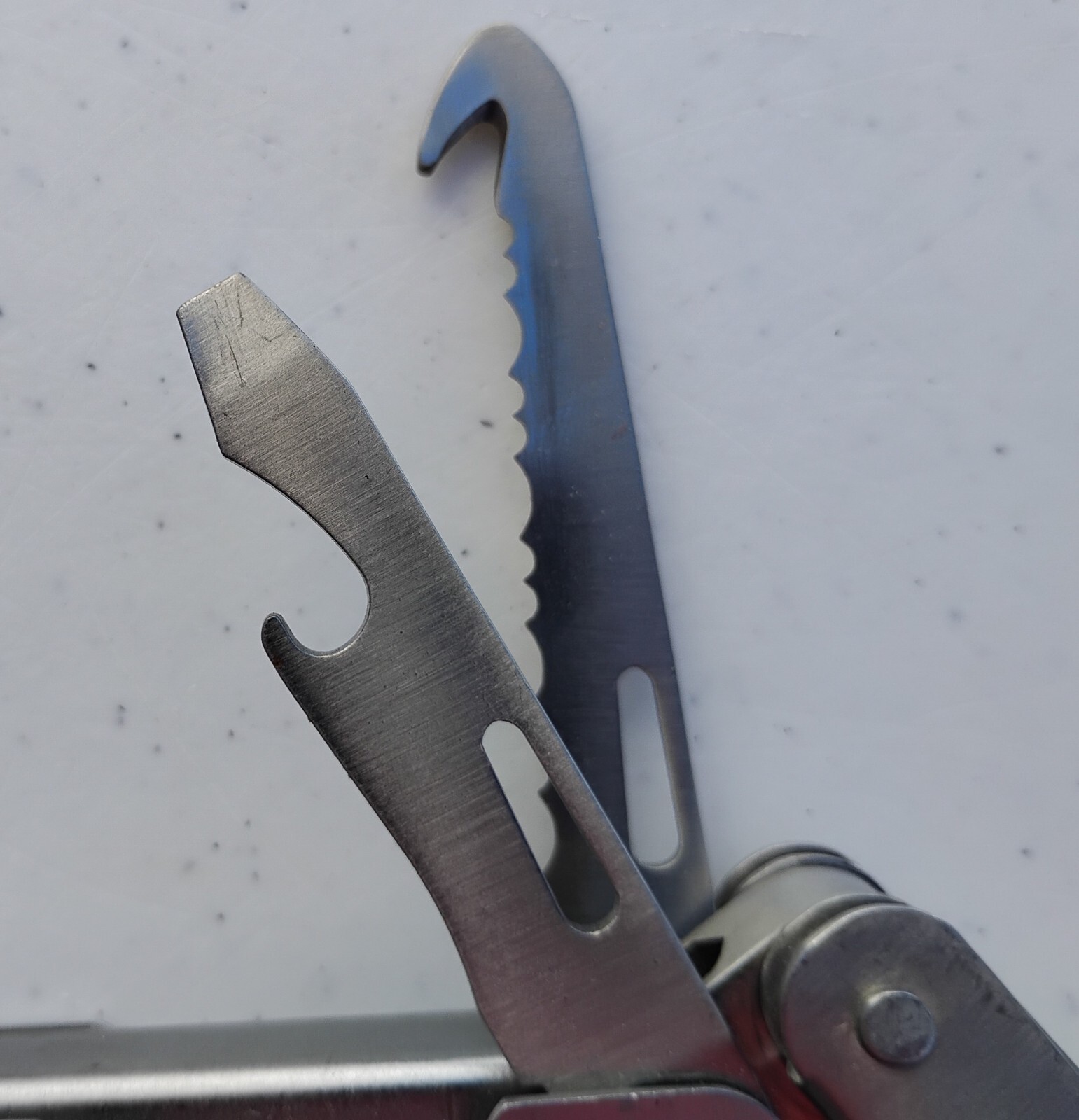 Galls Rescue Tool