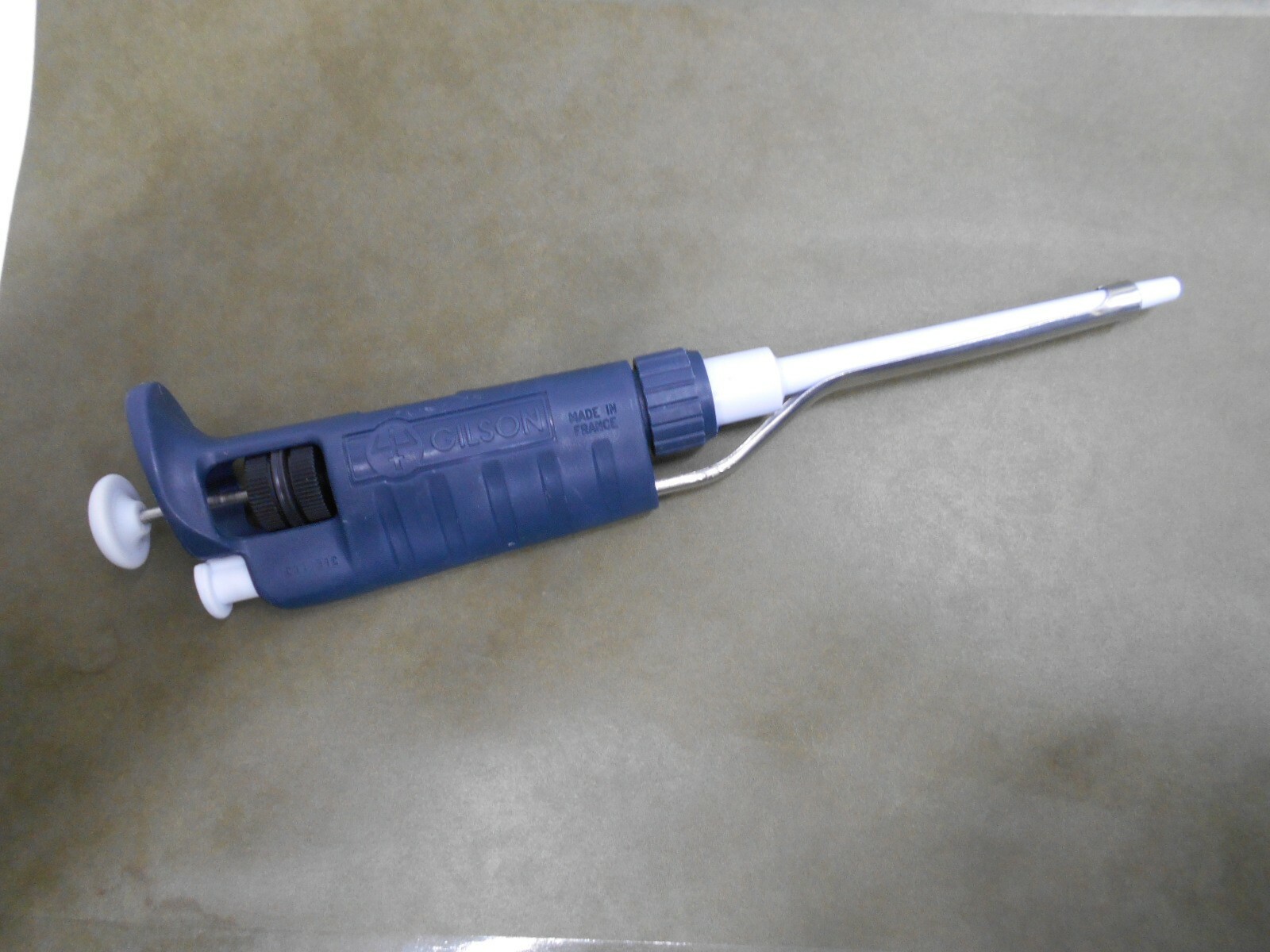 GILSON PIPETMAN P200 200µL SINGLE CHANNEL ADJUSTABLE PIPETTE