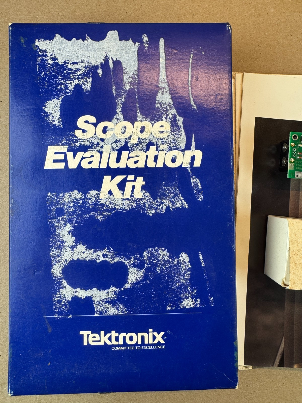 Tektronix Scope Evaluation Kit w/ Circuit Board & paperwork