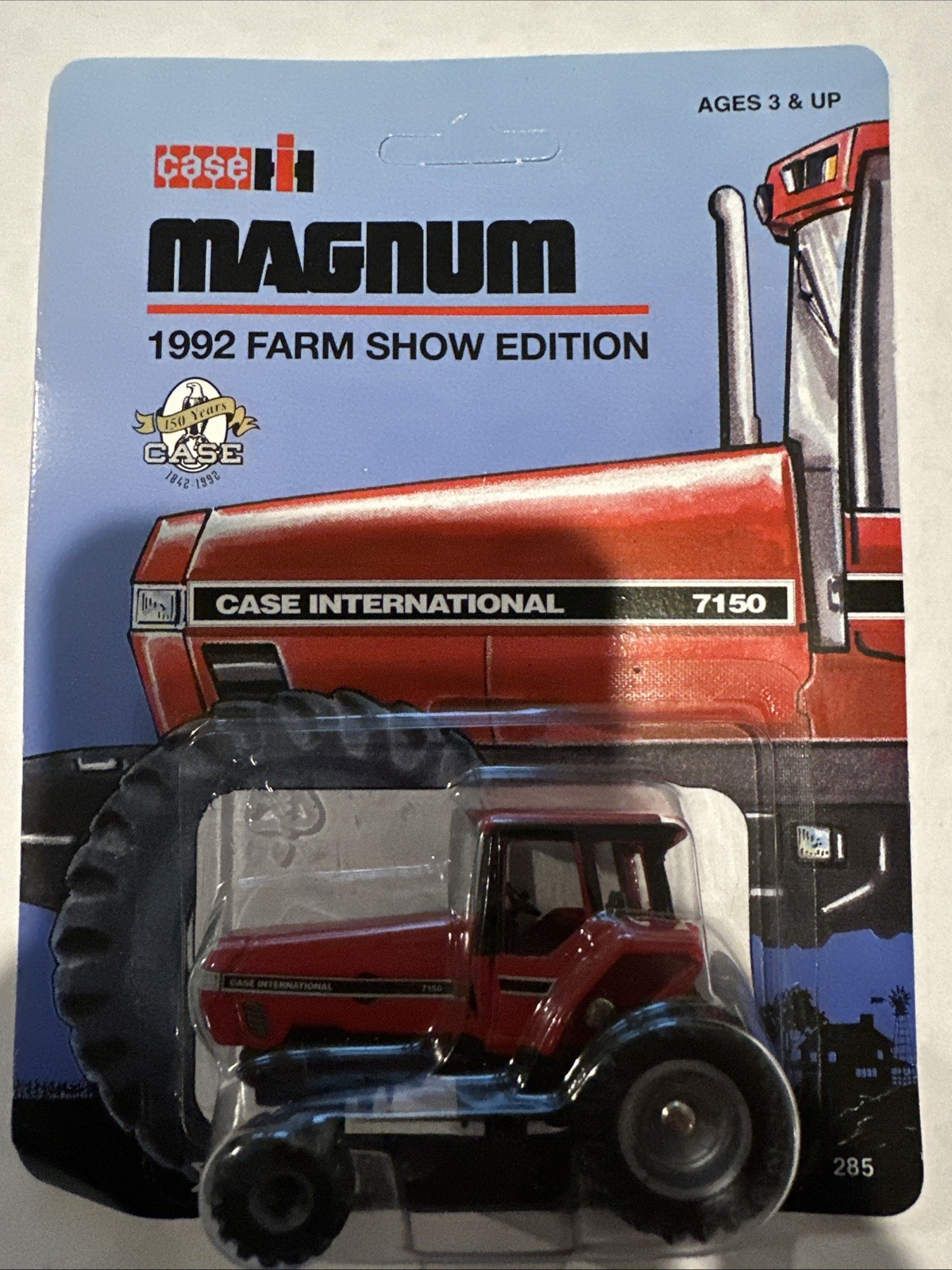 Ertl 1/64 Magnum Farm Show 1992  1/64 Case Int'l 7150 MFD #285-7HFA NIP