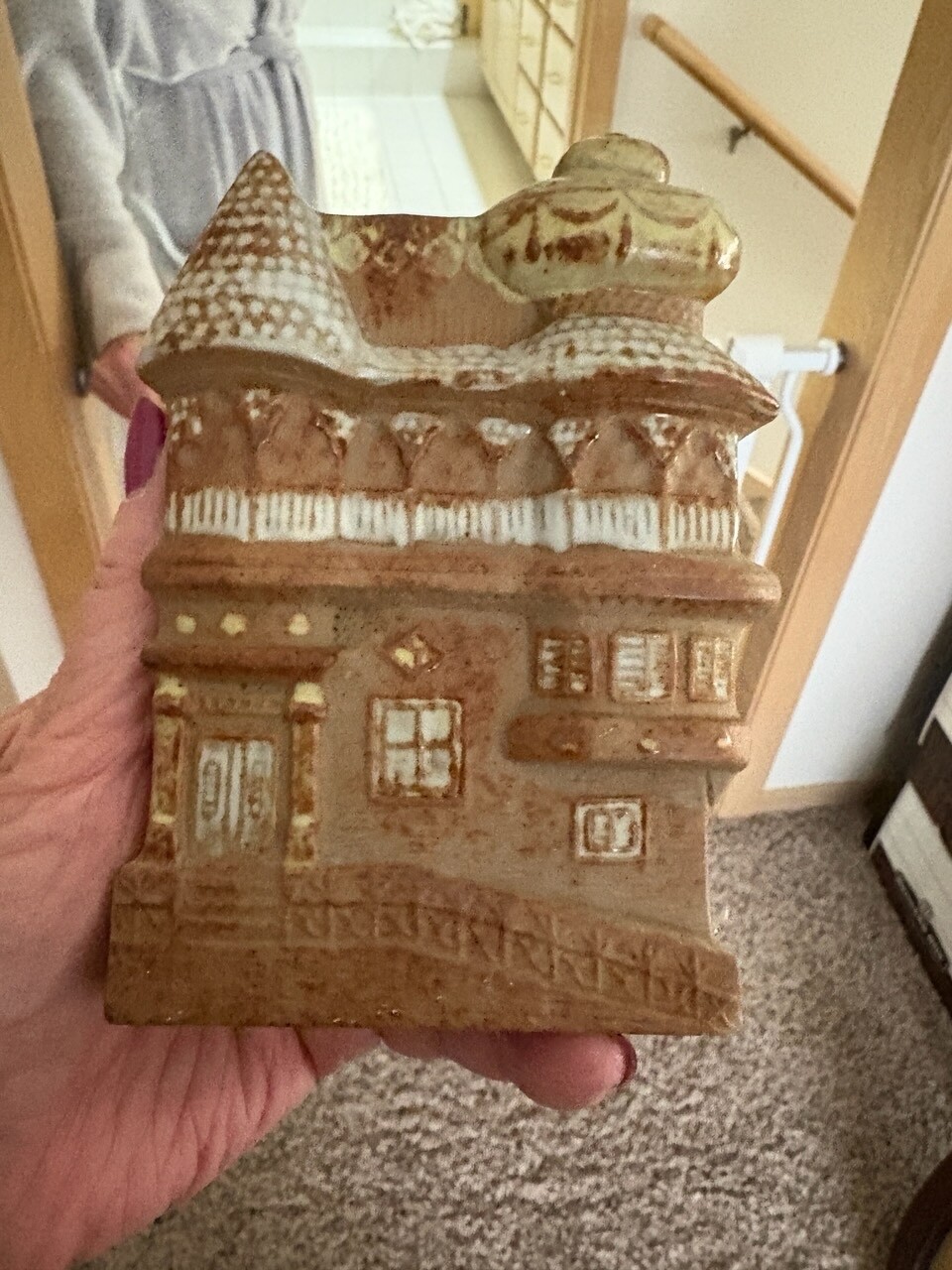 Small Vintage Ceramic San Francisco house Planter 5 X 3.25 X 2