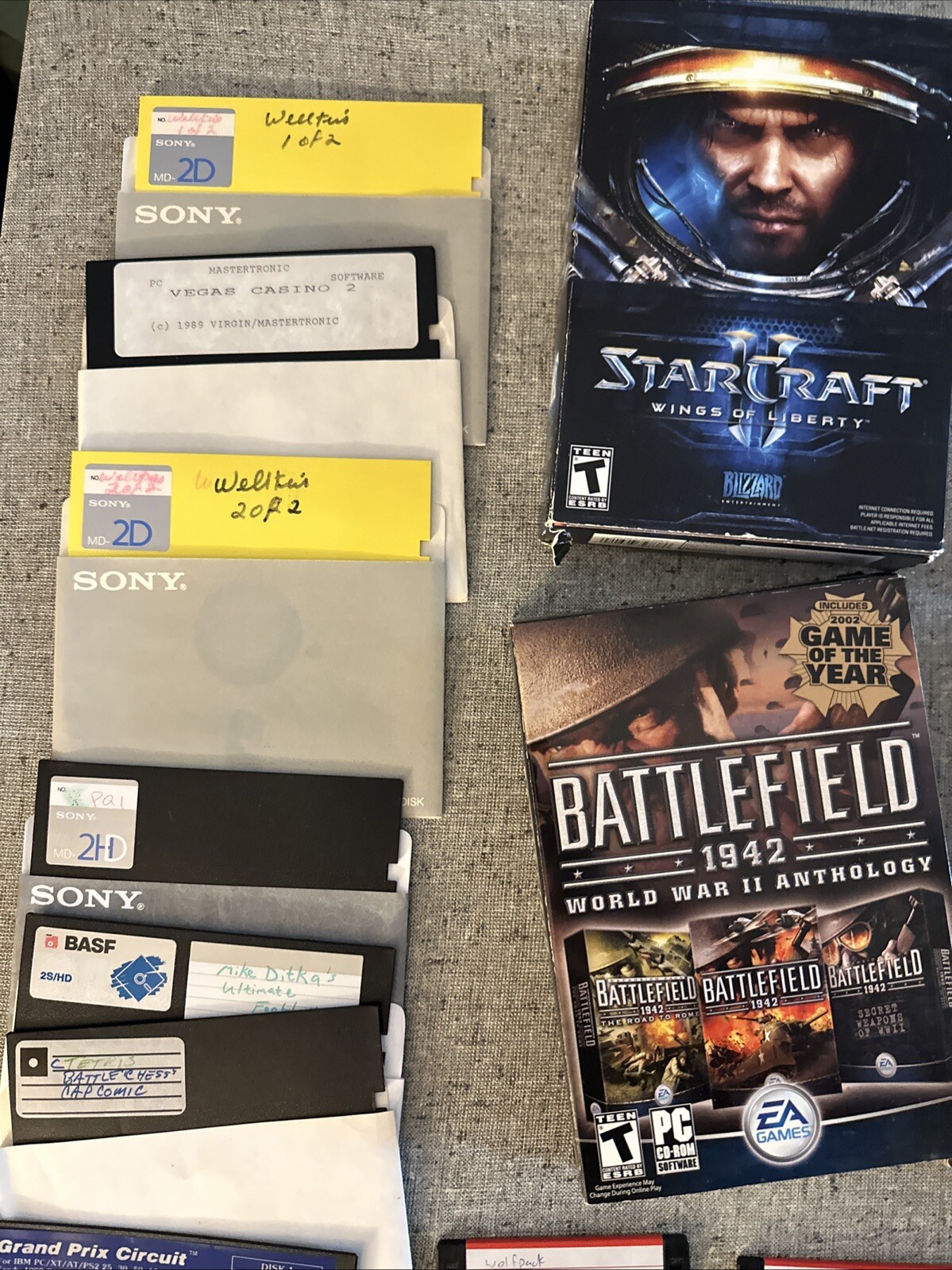 COMPUTER GAME & FLOPPY DISK LOT 5.25 3.5 Random Untested BATTLFIELD WORKD TANKS