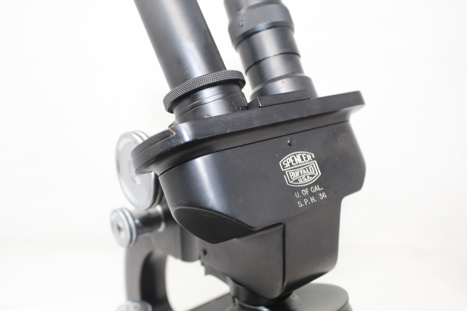 SPENCER BUFFALO MICROSCOPE WITH 3 OBJECTIVES S.P.H 36 U OF CAL OEM