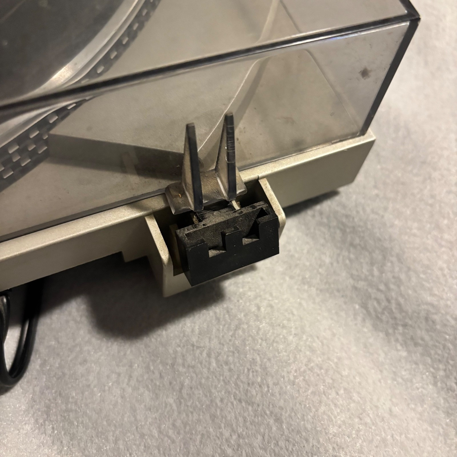 Technics SL-B200 Turntable Working