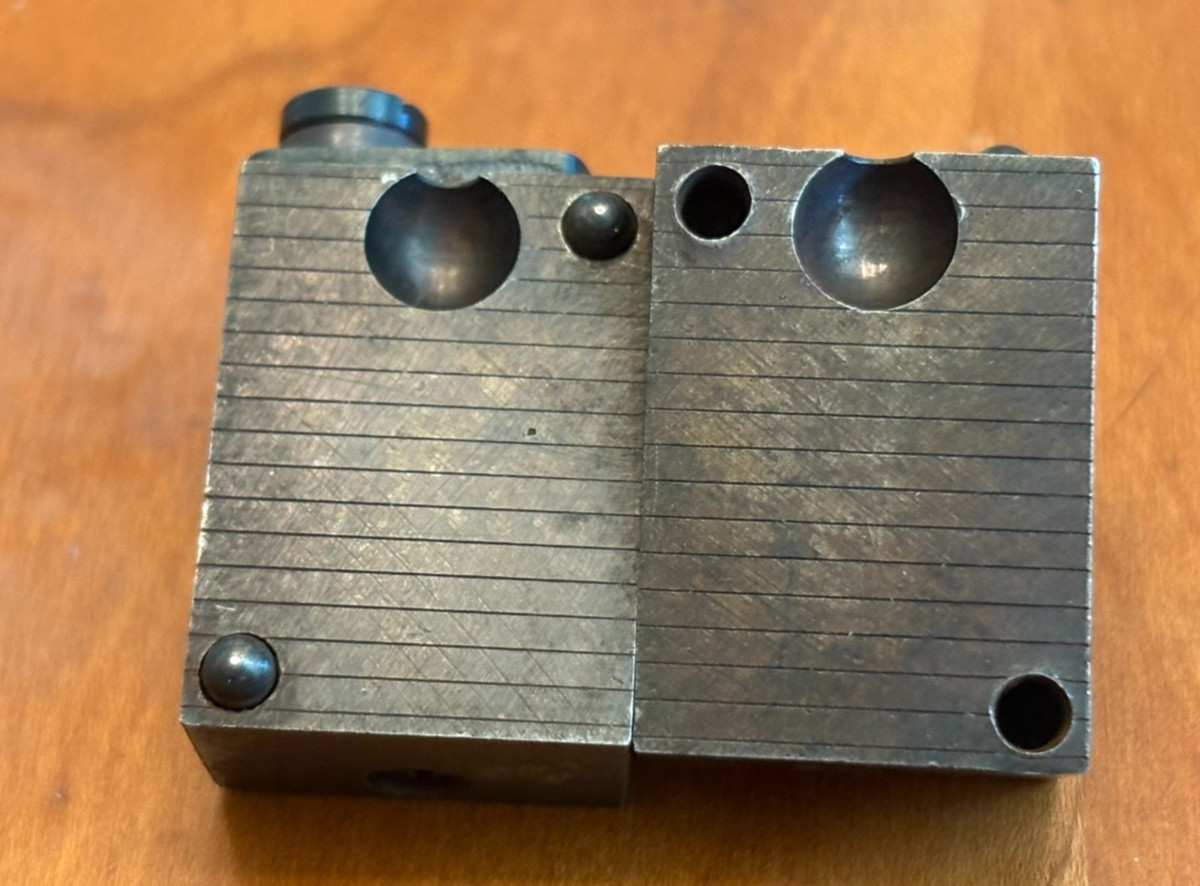 LYMAN IDEAL 360 139 RB Single Cavity Bullet Mould Mold Vintage
