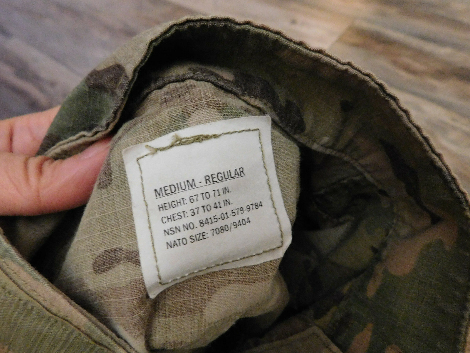 US ARMY MULTICAM FLAME RESISTANT TOP COAT SIZE MEDIUM - REG