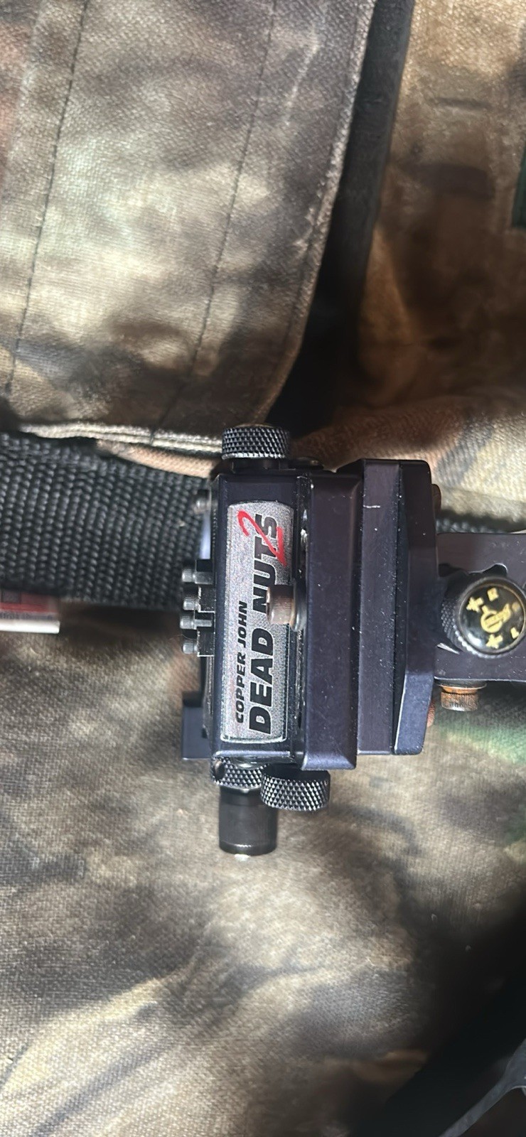 mathews Rezzen right hand compound bow used