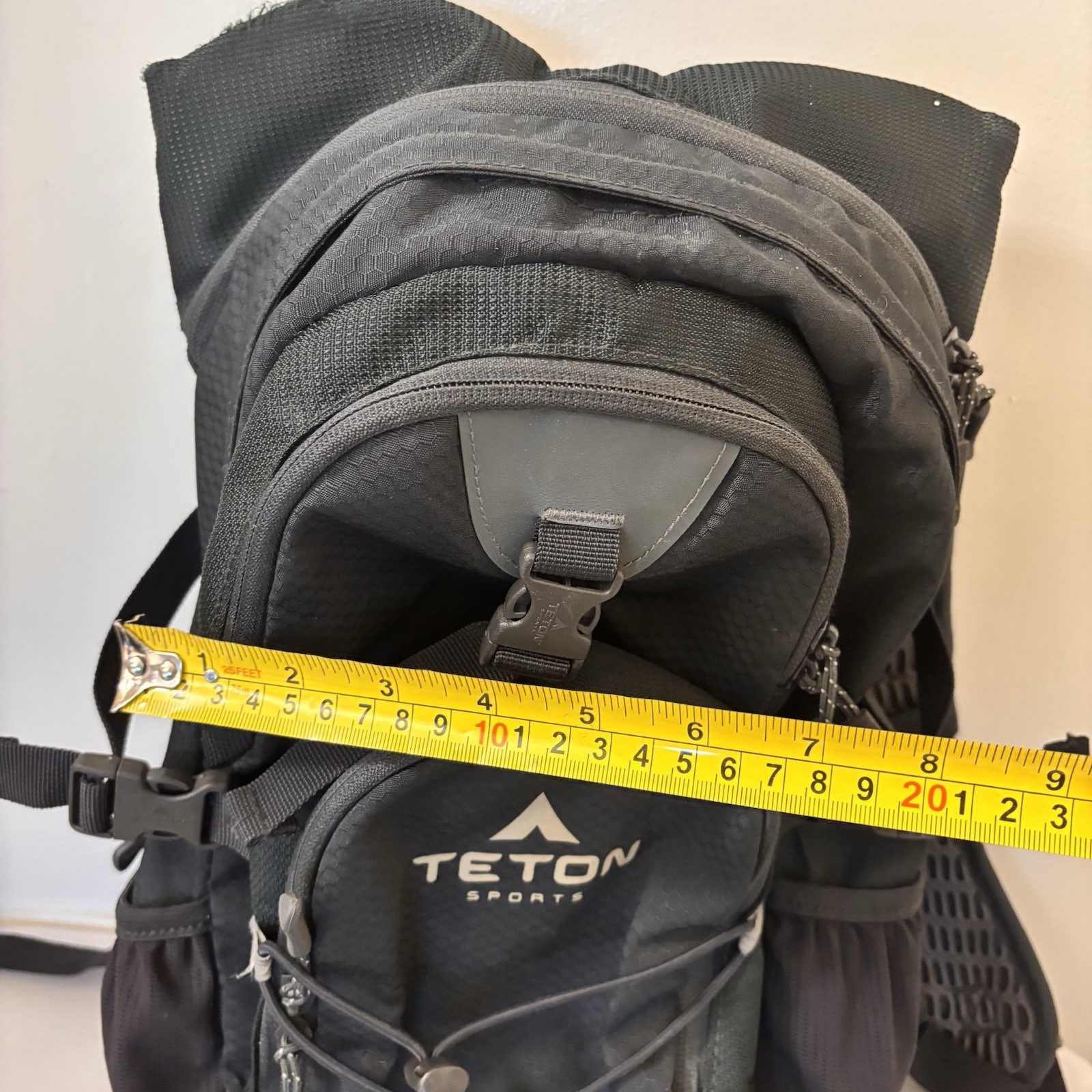 TETON Oasis Hydration Backpack Hydration Pack w/ Raincover - No Bladder