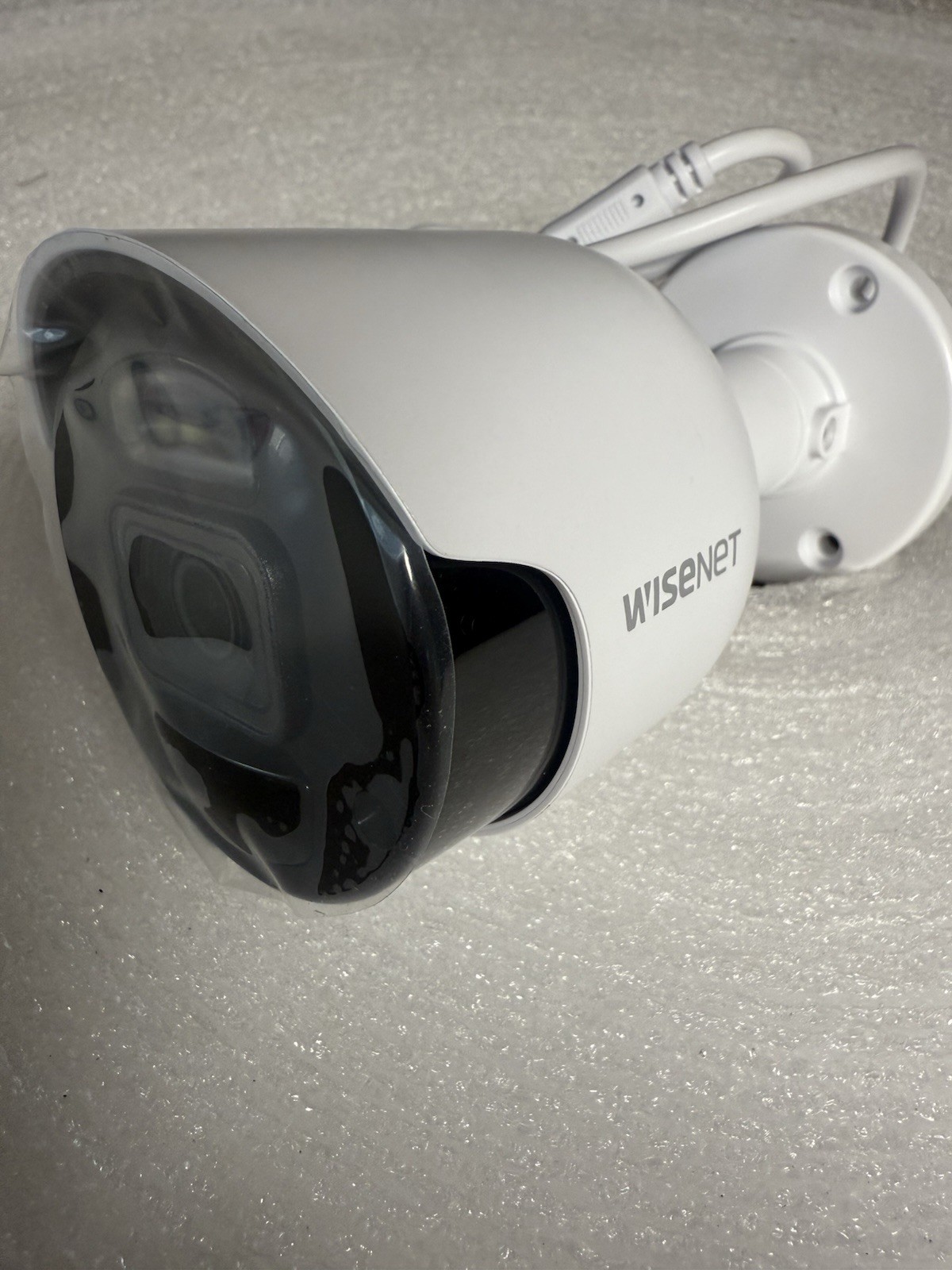 Wisenet SNC-79447BW Camera
