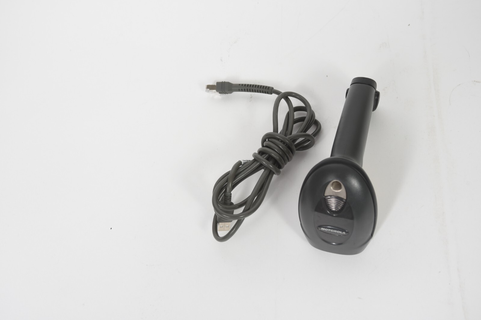 Motorola Model: DS4208 Handheld Wired Barcode Scanner w USB PN- DS4208-DL00007WR