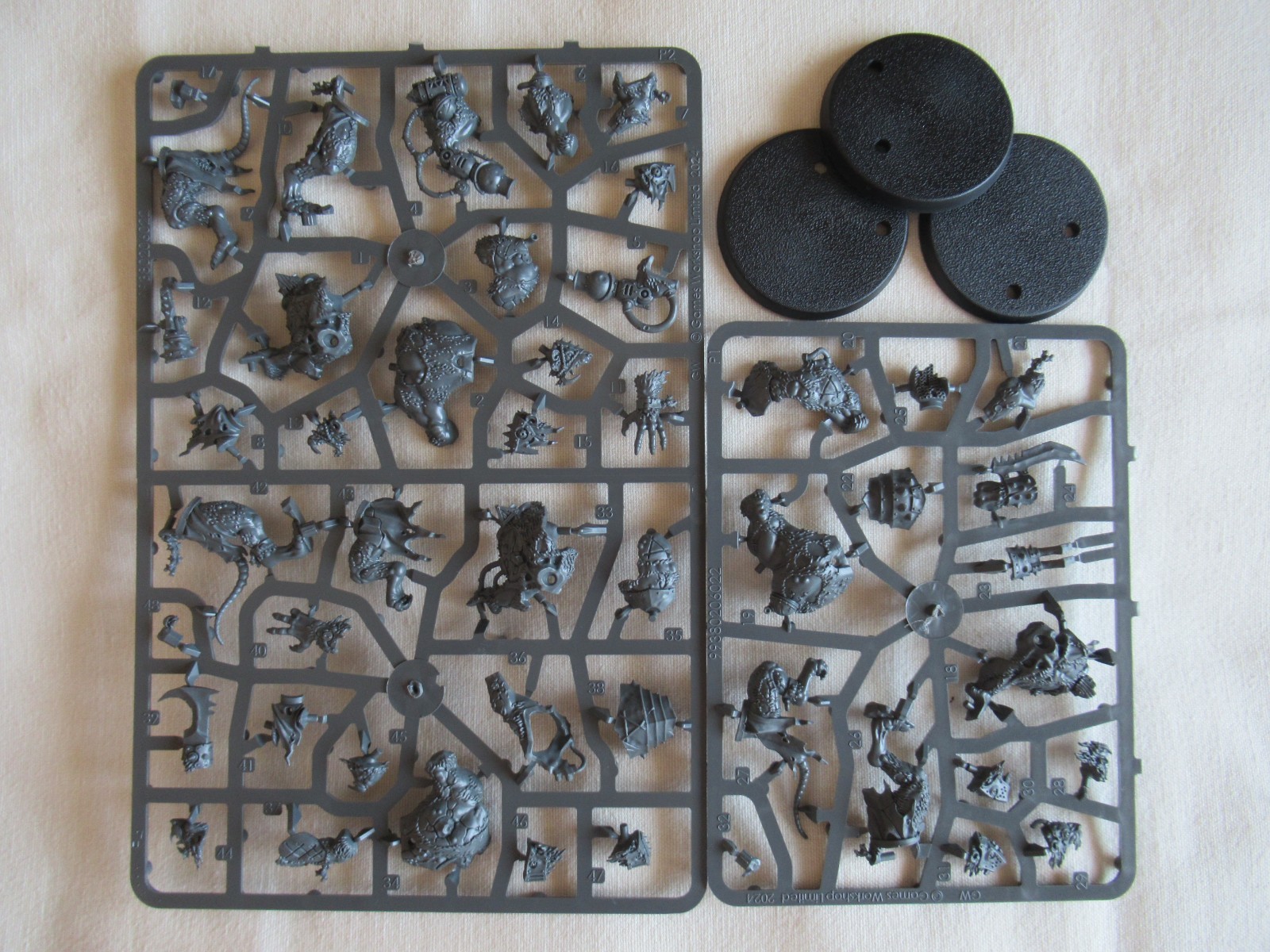 3 Skaven Rat Ogres *Warhammer/Age Of Sigmar* Games Workshop