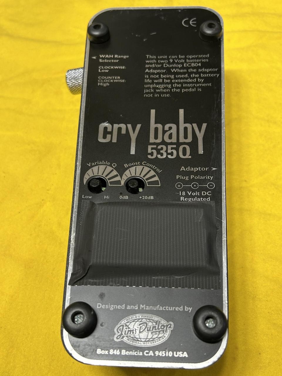 Jim Dunlop Cry Baby 535Q Wah Pedal 18V Battery Used with Broken Battery Cover