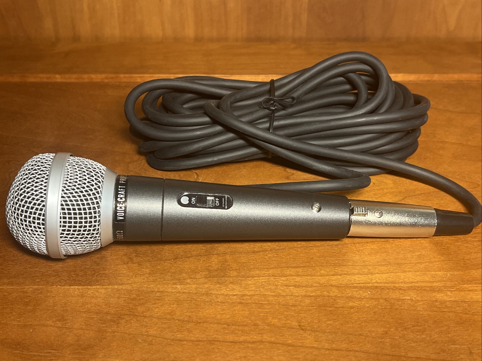 Voice-Craft Uni-Directional Dynamic Microphone DM-6000 MINT