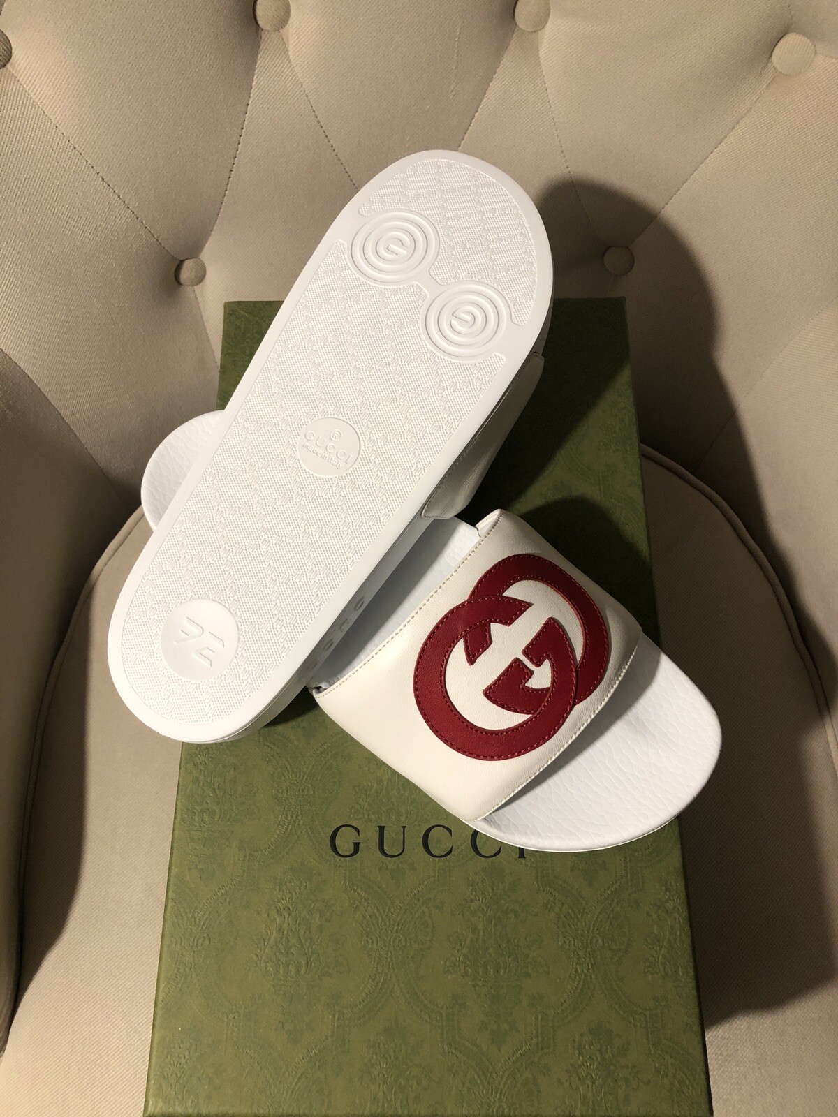 GUCCI Interlocking-G slides Men’s Size 8