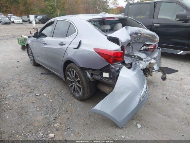 TLX 2016 Glove Box 4923639