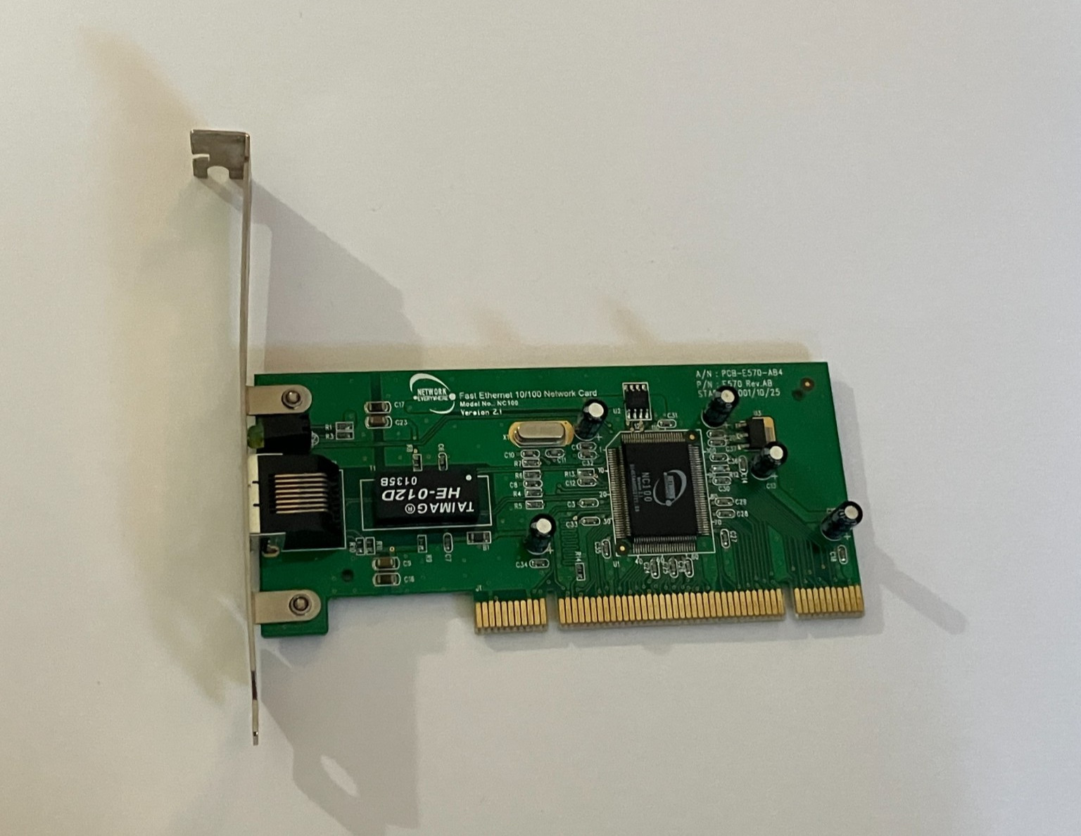 NETWORK EVERYWHERE ETHERNET 10/100 NETWORK CARD PCB-E570-AB4