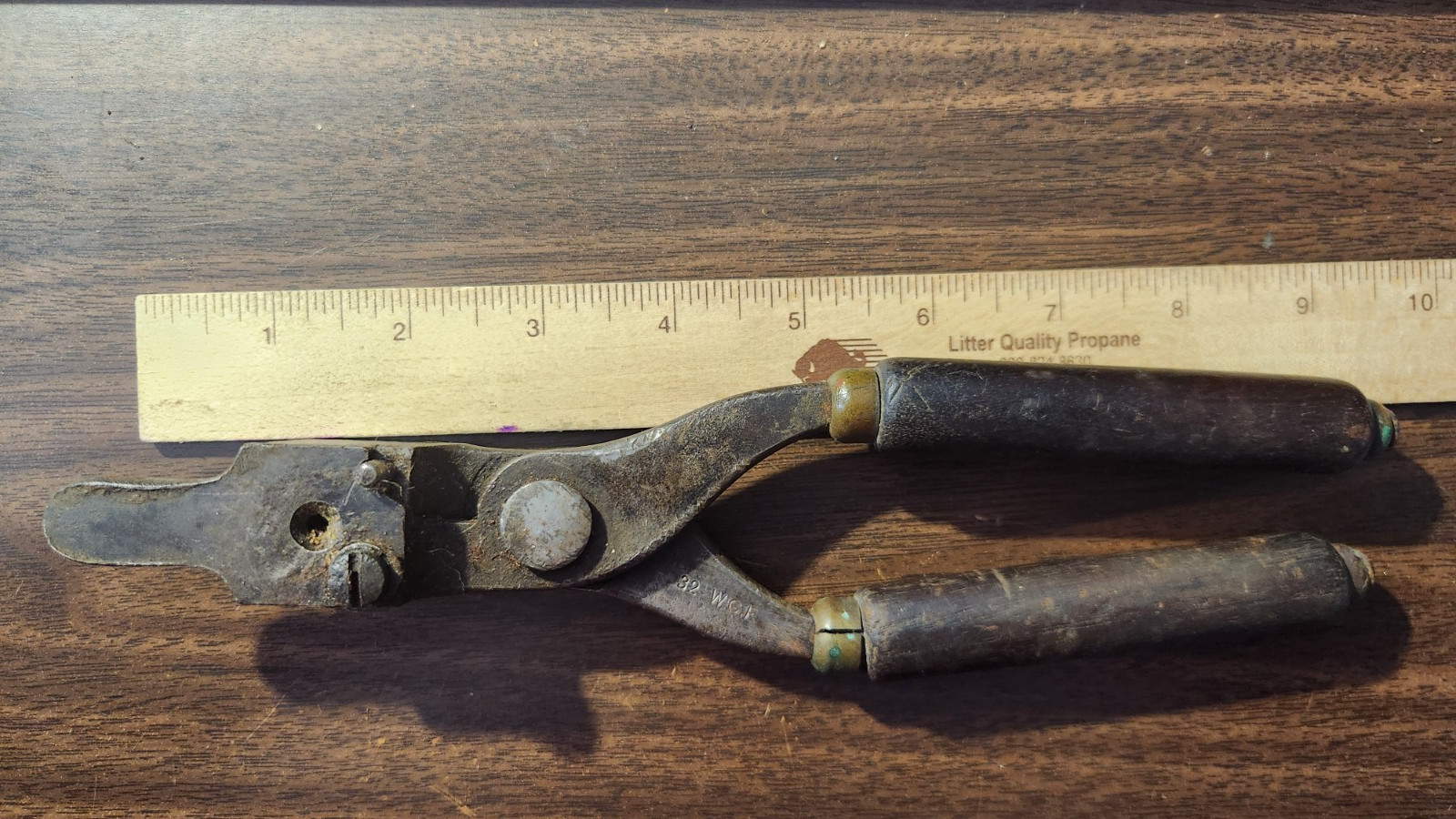 Winchester Marked 32 WCF Bullet Mold Old, Dirty & Beat Up