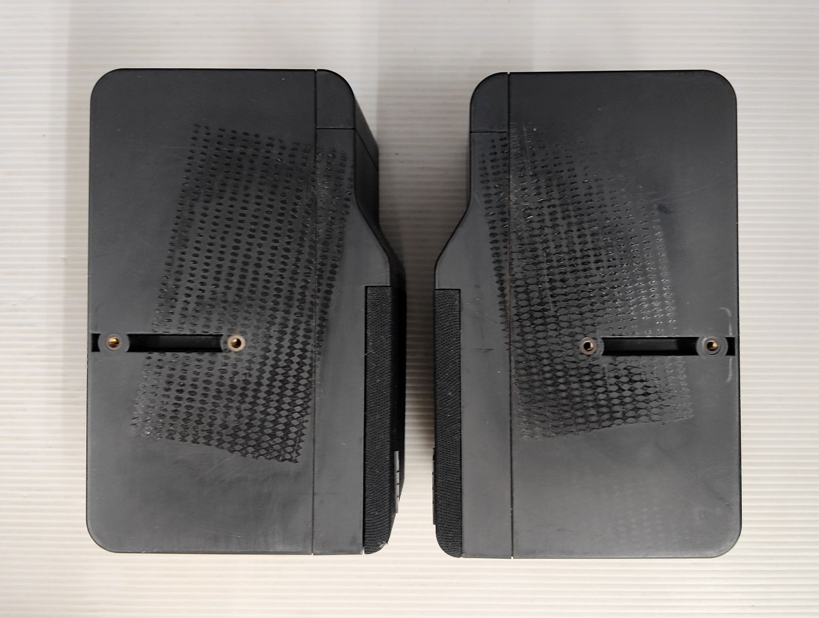 BOSE 101IT Speaker System Black Compact Operation Confiremd