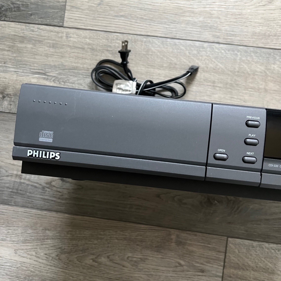 Philips CDI-220 CD-i Interactive Player CD-330 Compact Disc Player READ