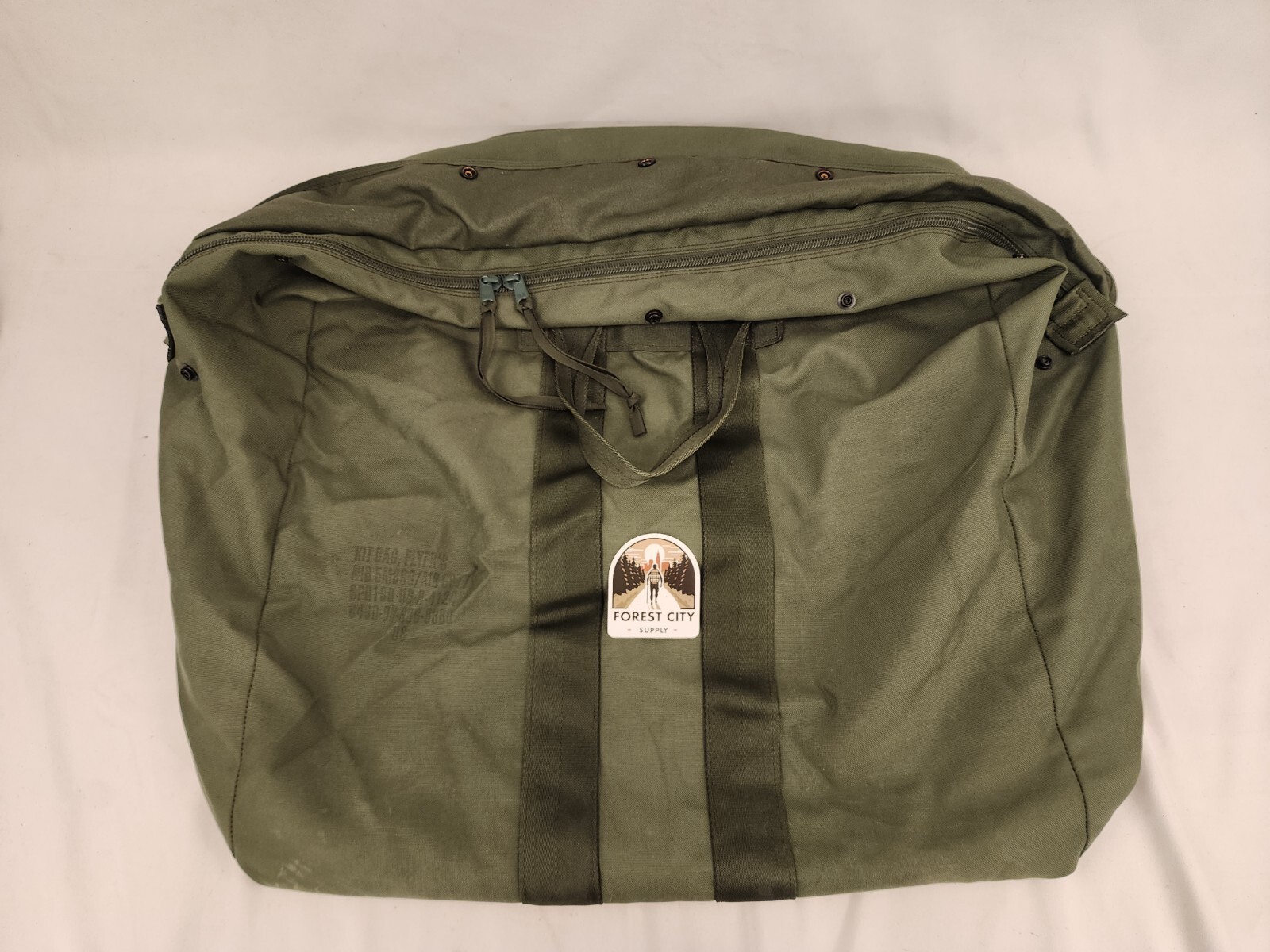 Very Good - USGI Helmet Kit Bag Flyers Kit Bag OD Green Nylon Flight Duffle Bag