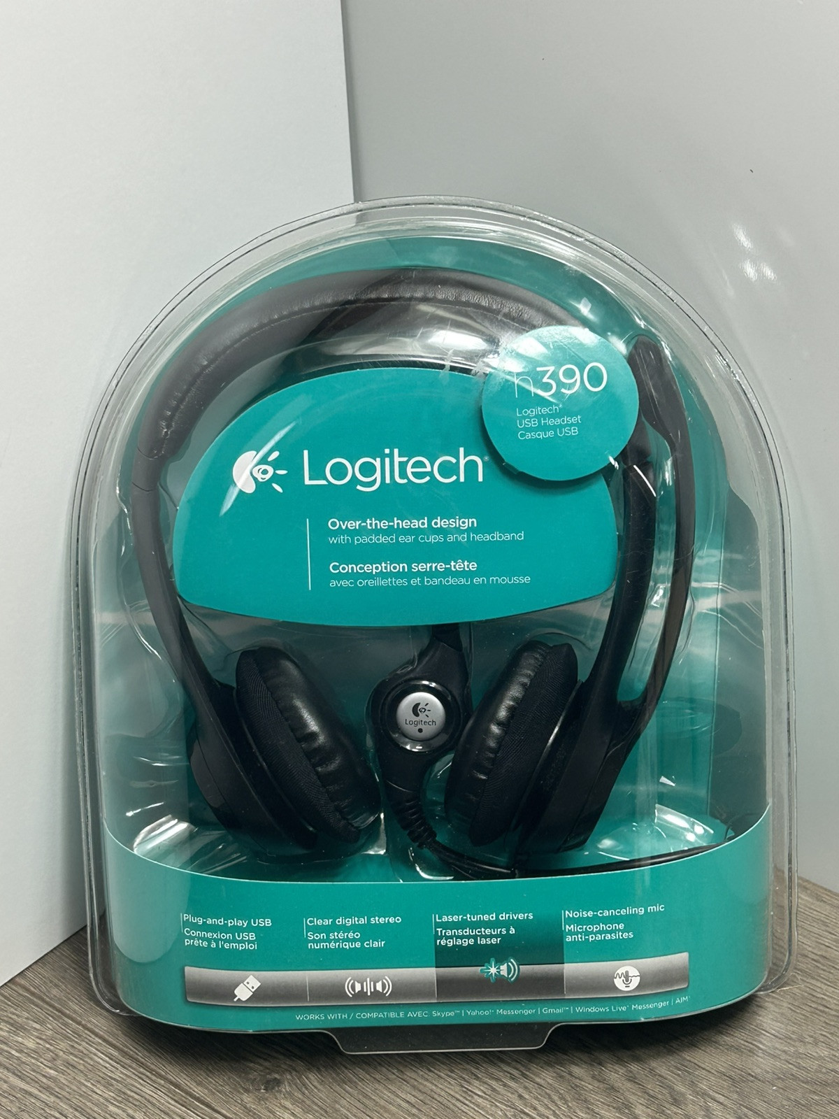 Logitech H390 Over-Head Comfort USB Headphones Noise-Canceling With Microphone