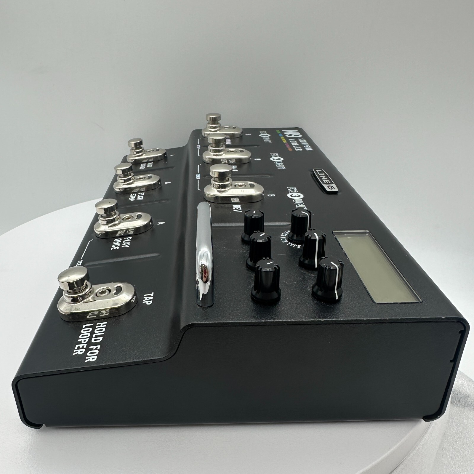 line6 M9 Stomp box Modeler multi effects Complete Accessories Good Condition