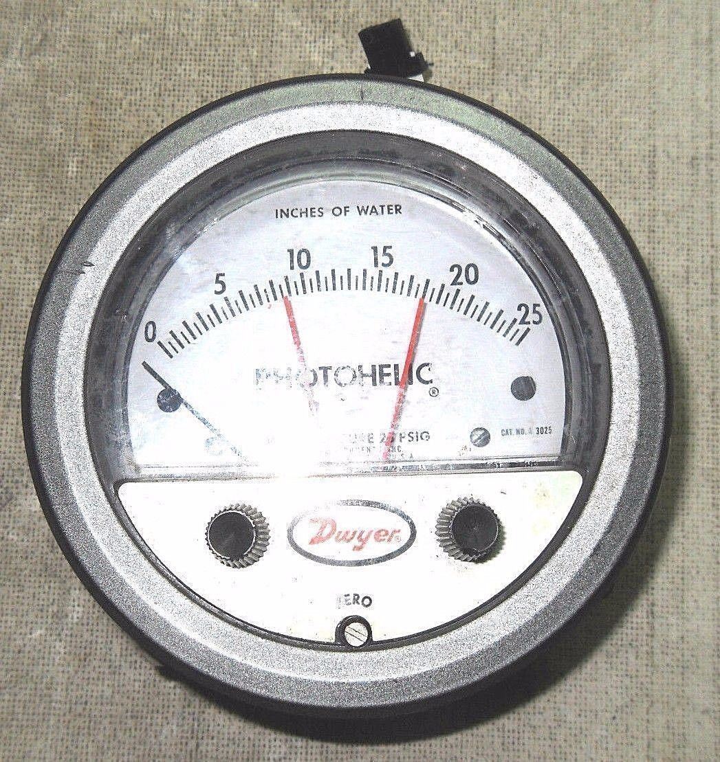 DWYER A3025 PHOTOHELIC PRESSURE SWITCH 0-25 IN. WATER