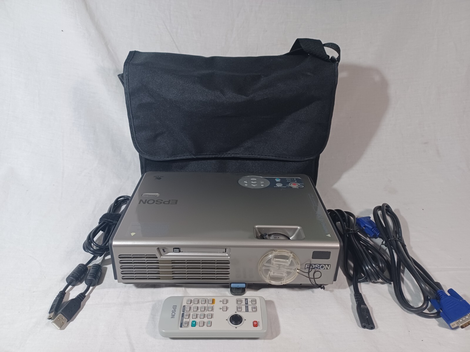 Epson PowerLite 755C 3LCD Multimedia Projector 757 Lamp Hours w/Remote