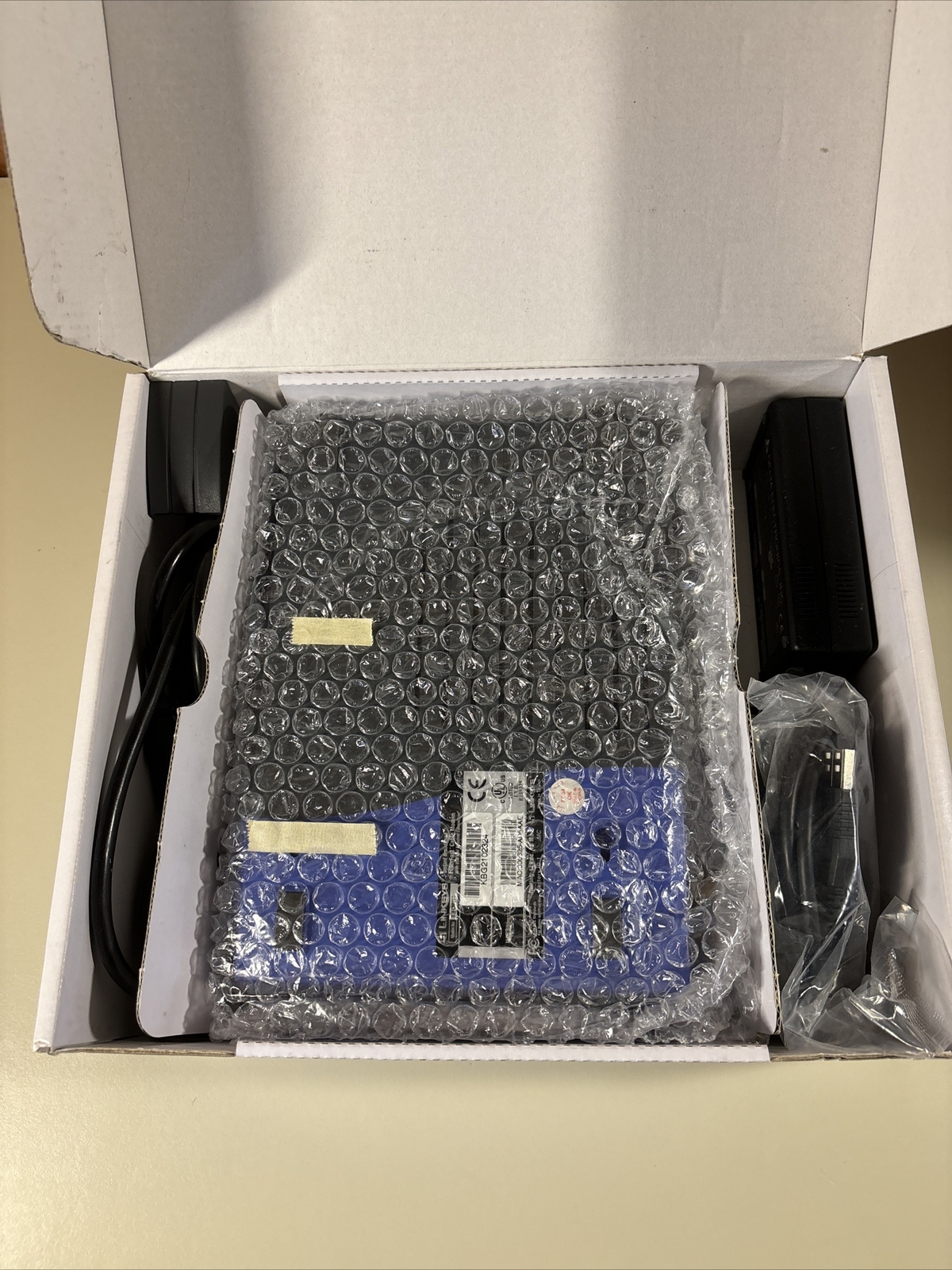 LINKSYS Modem BEFCMU10 Instant Broadband Complete In Box USB Connection