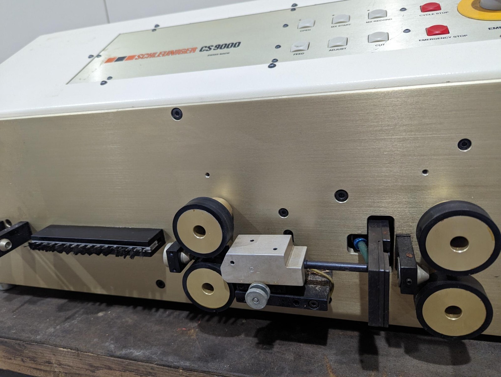 Schleuniger CS9000 includes manual