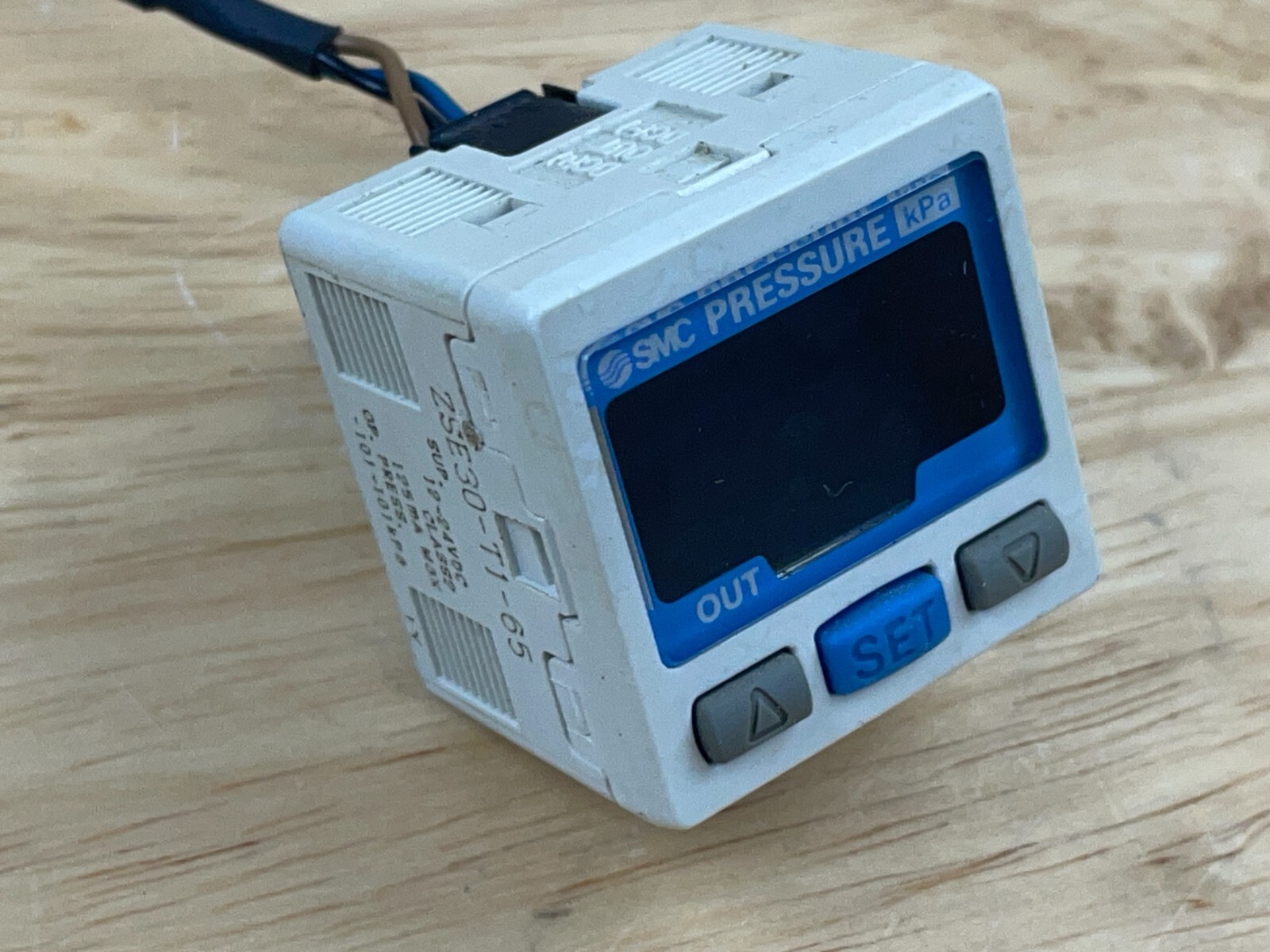 SMC ZSE30-T1-65 Vacuum Pressure Sensor Switch