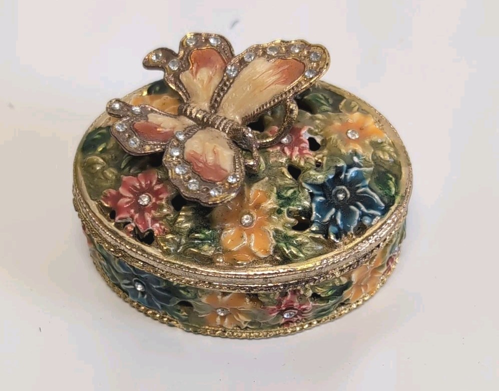 Painted Trinket Box With Butter Fly goldtone