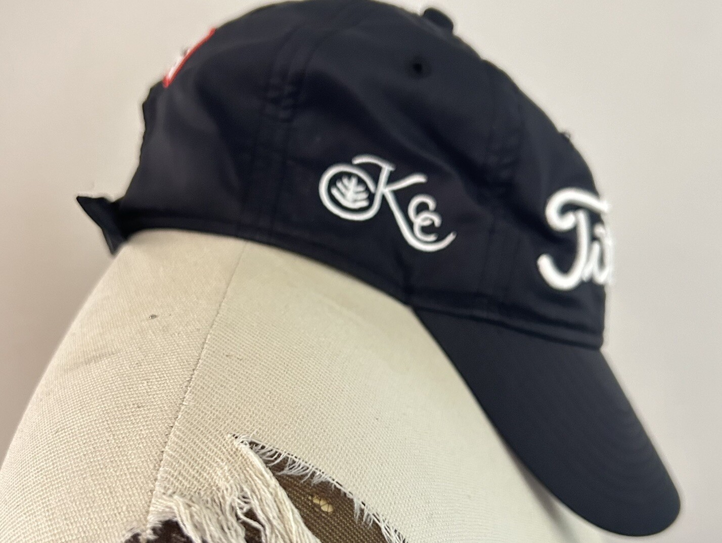 Titleist Hat Black Golf Cap Strap Back One Size Golfing