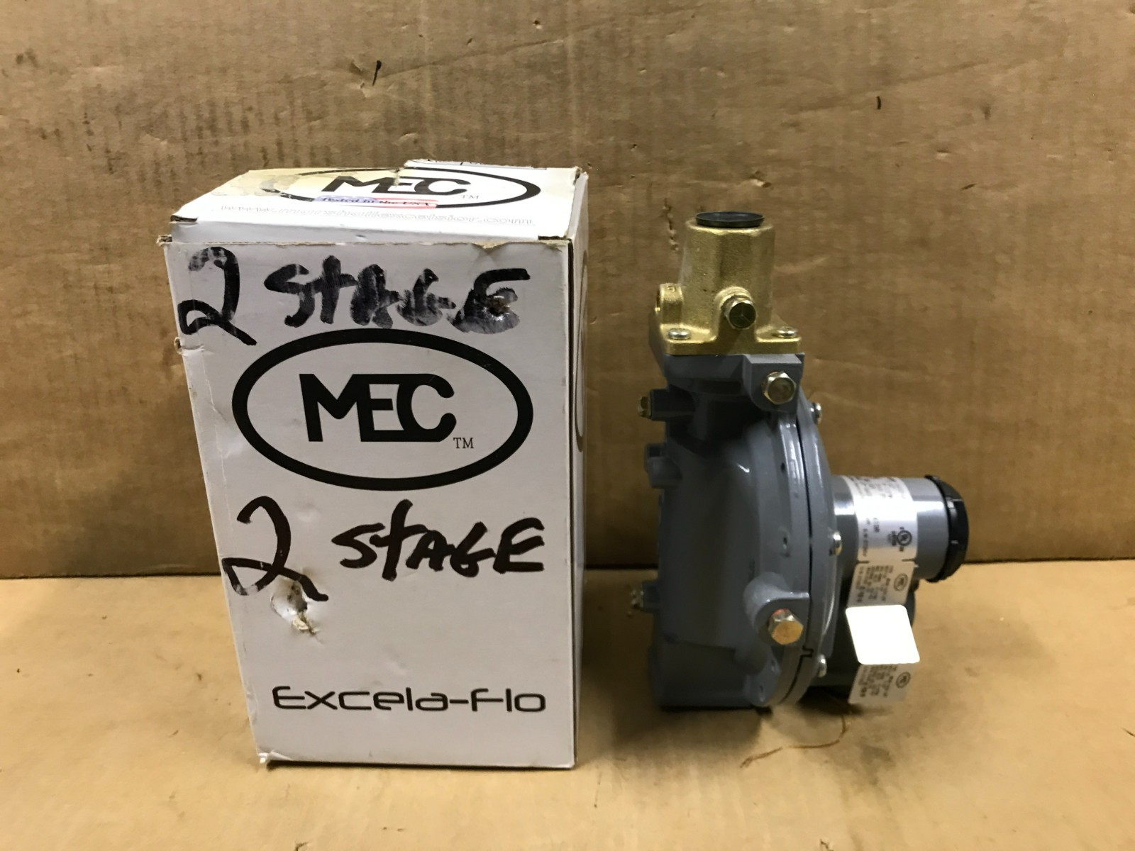 MEC Excela-Flo Compact Twin Stage Regulator MEGR-1632-JFF