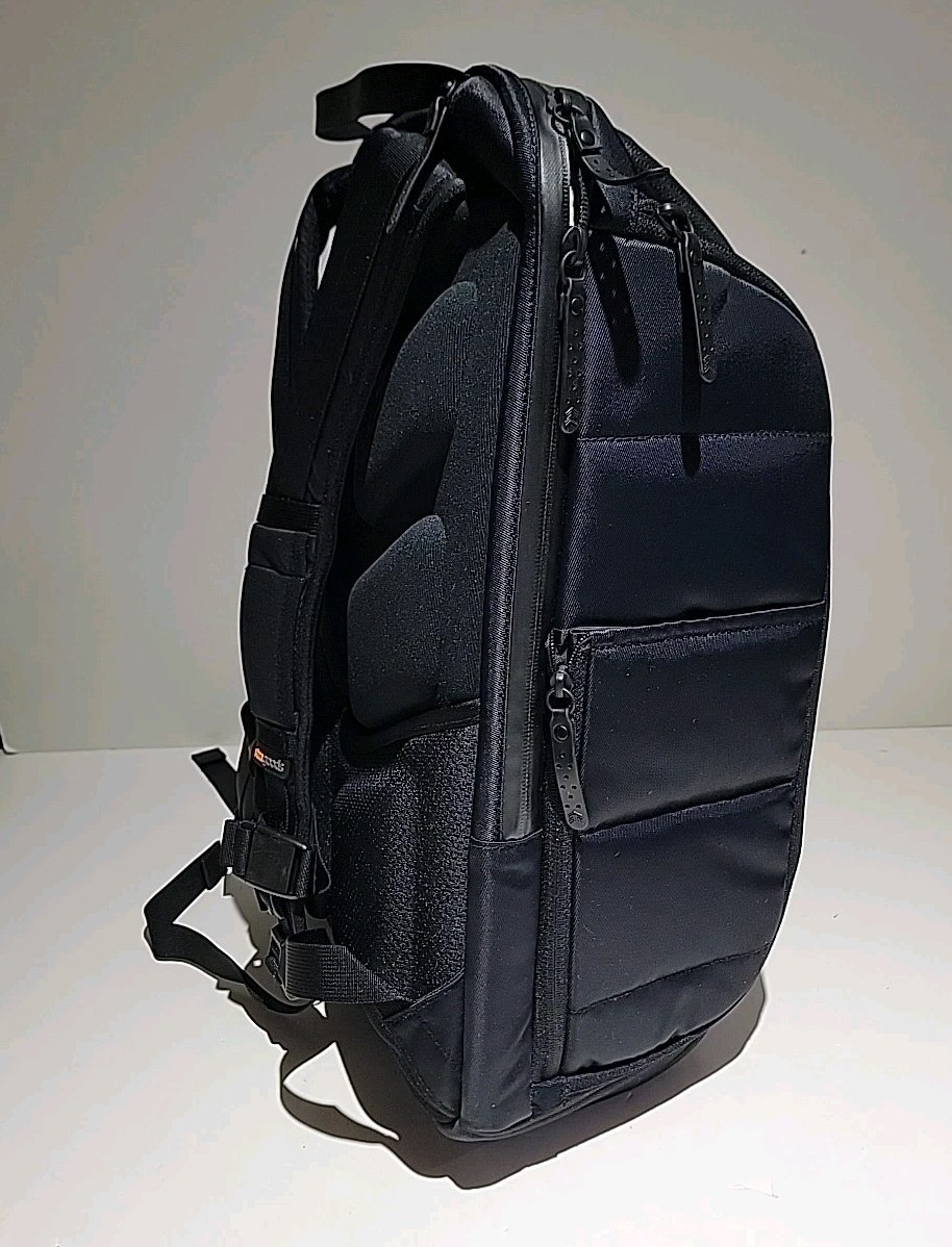 STM dux 30L 17" Versatile Tech Backpack - Black