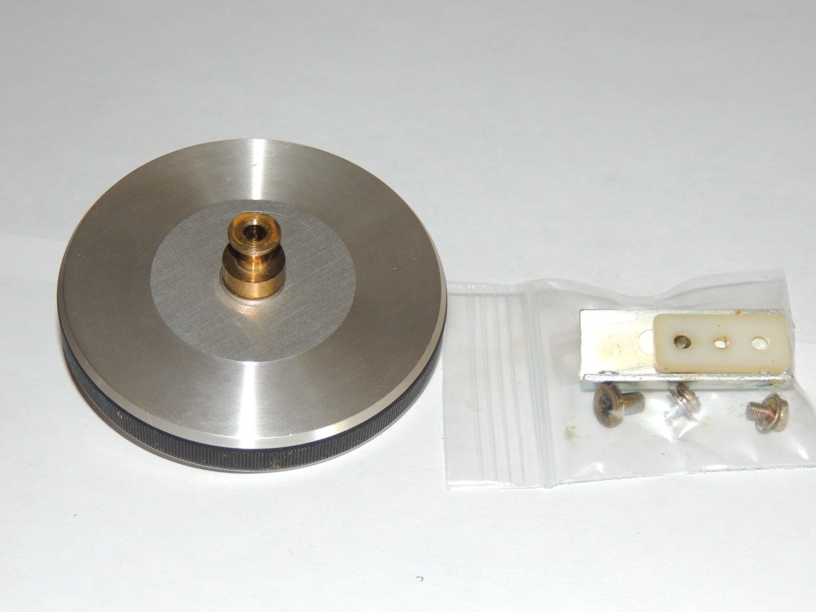 Marantz 2220B   Flywheel (Gyro Tuning.) Assembly   285327340