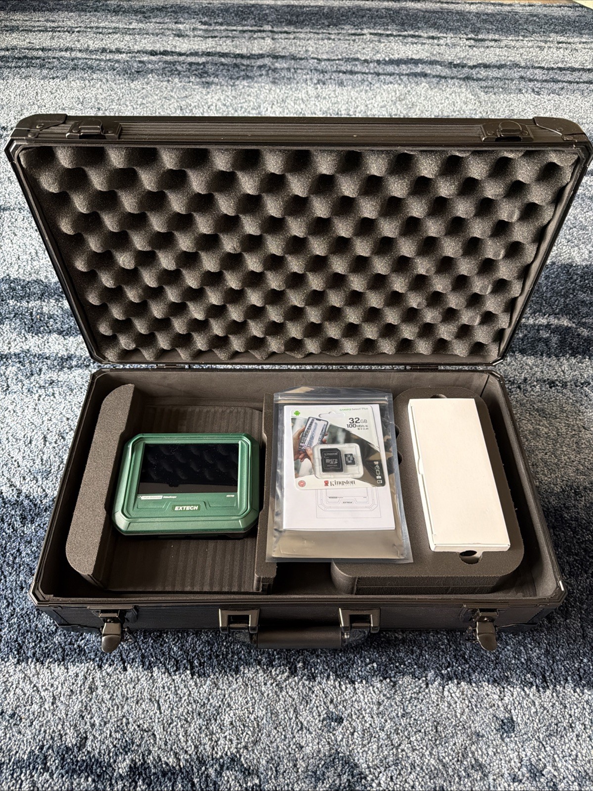 Extech HDV700: Videoscope Screen (No Probes) BRAND NEW IN BOX SHIPS IMMEDIATELY