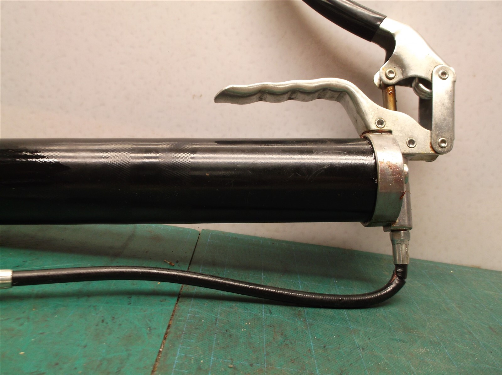 Grease gun