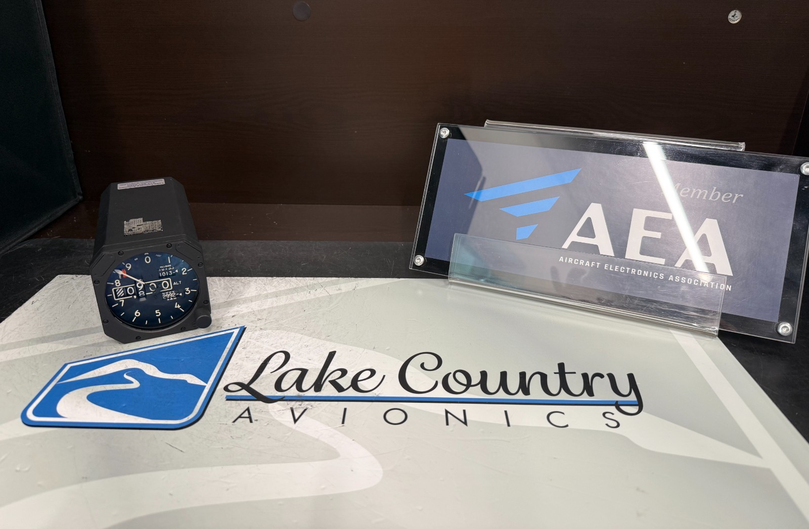 Encoding Altimeter 570-24929-106 w/ April 2026 Overhauled 8130