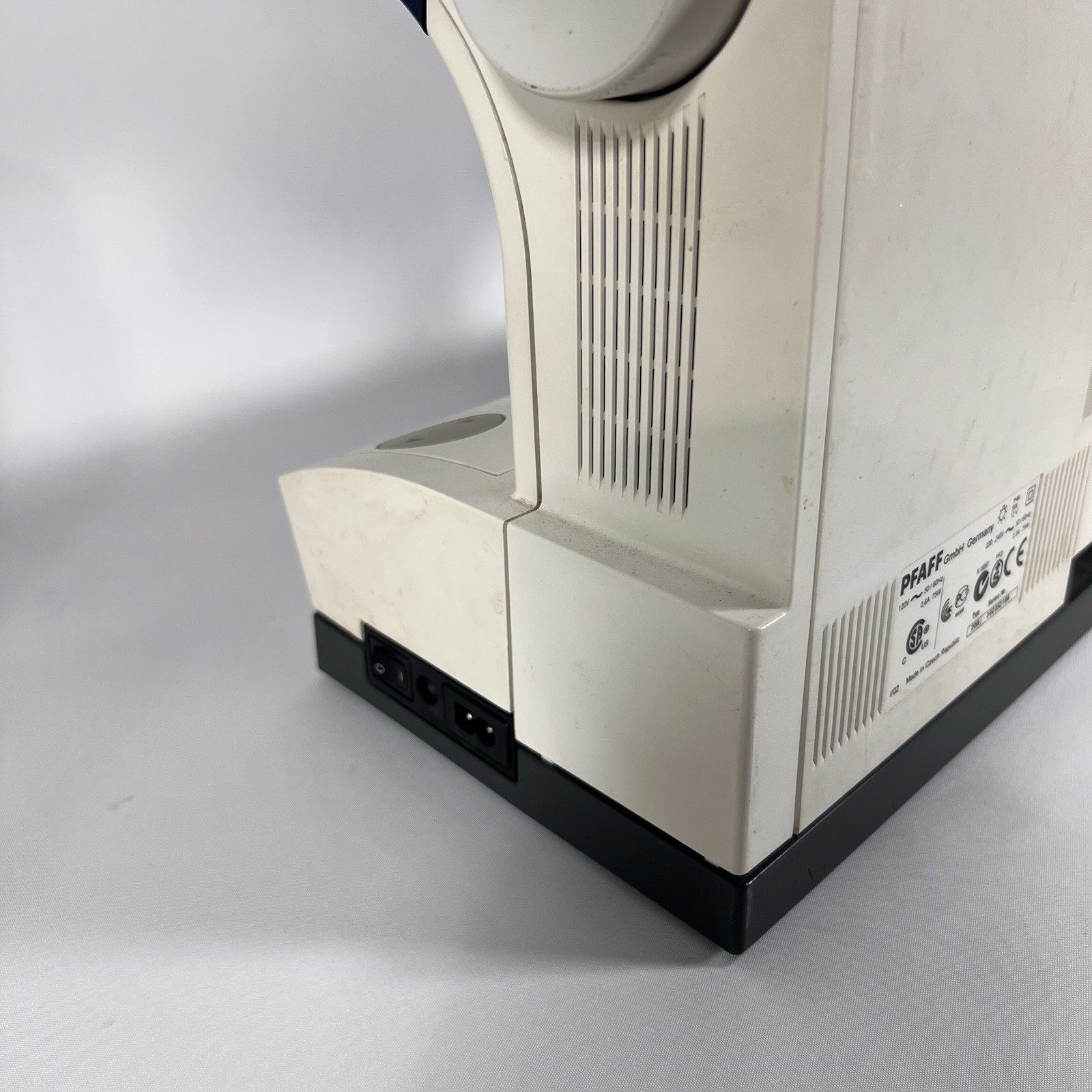 PFAFF Tiptronic 2020 Sewing Machine Tested Working