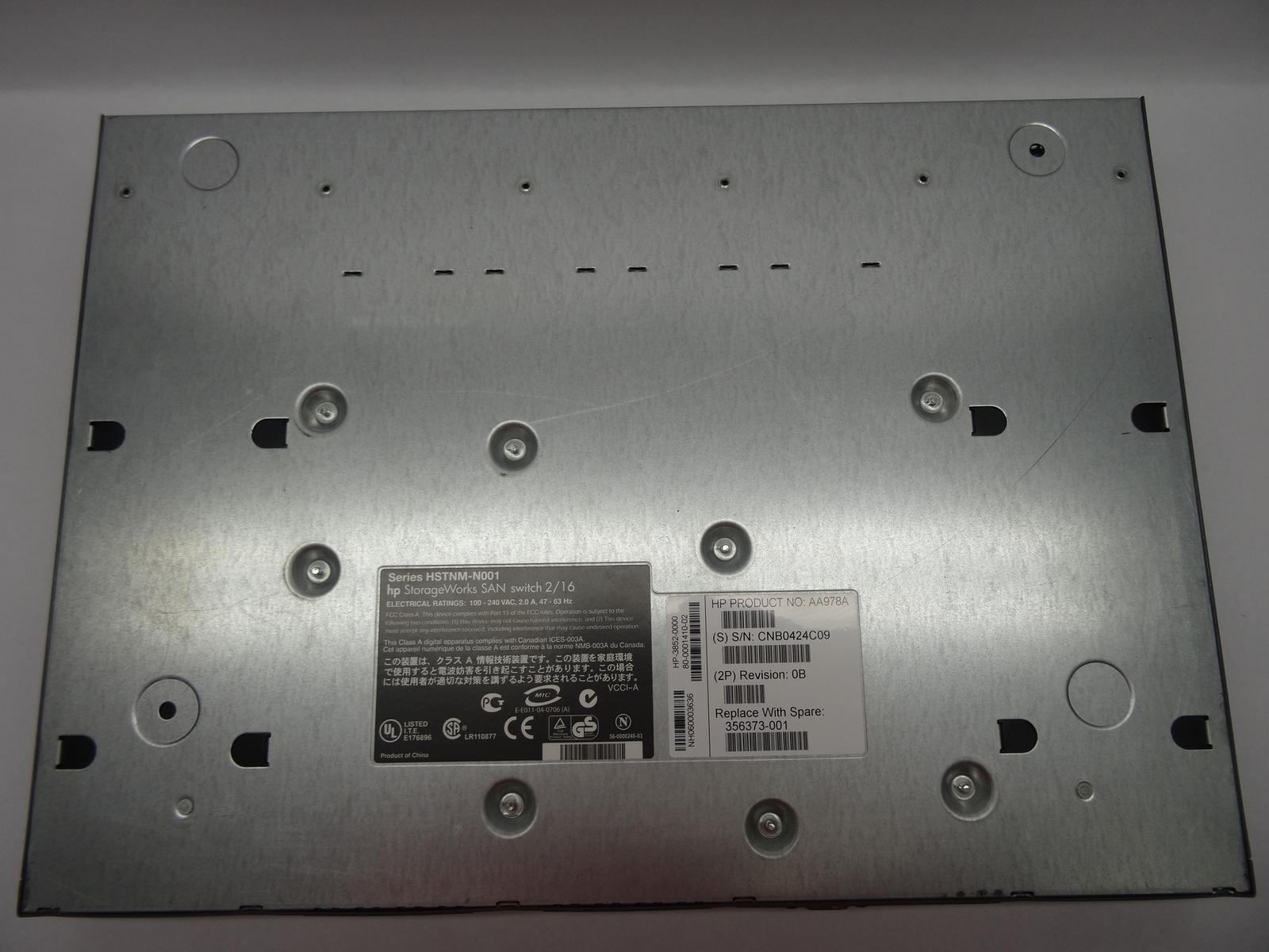 AA978A - HP STORAGEWORKS 2/16V SILKWORM 3850 16-PORT FC SAN SWITCH 356373-001