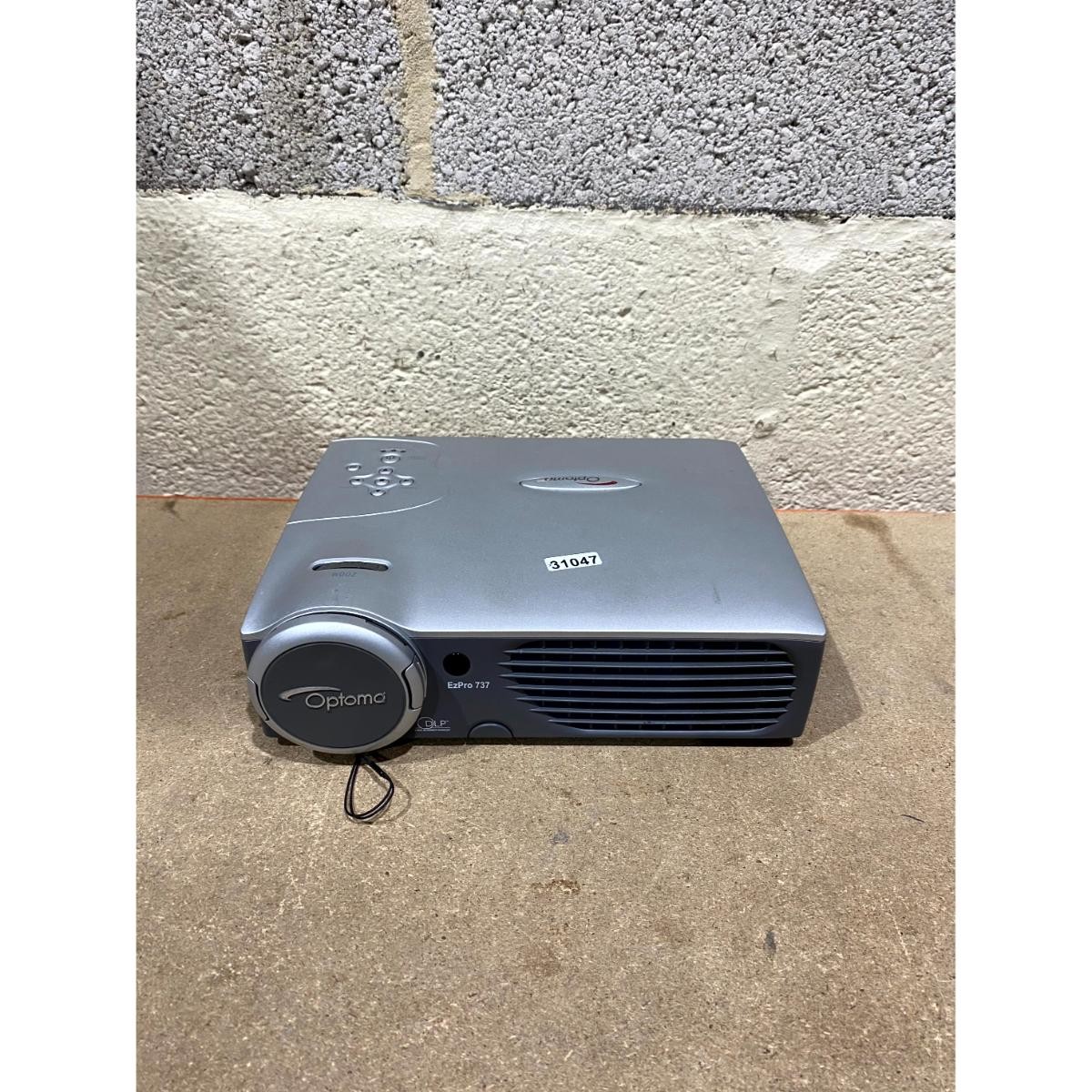 Optoma EP737 Multimedia DLP Projector Silver Grey VGA Port Portable - For Parts