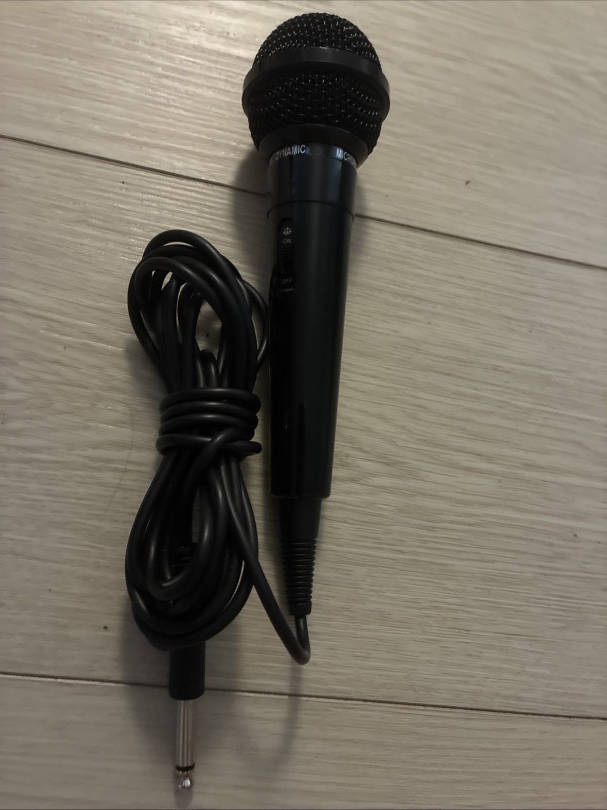 Microphone
