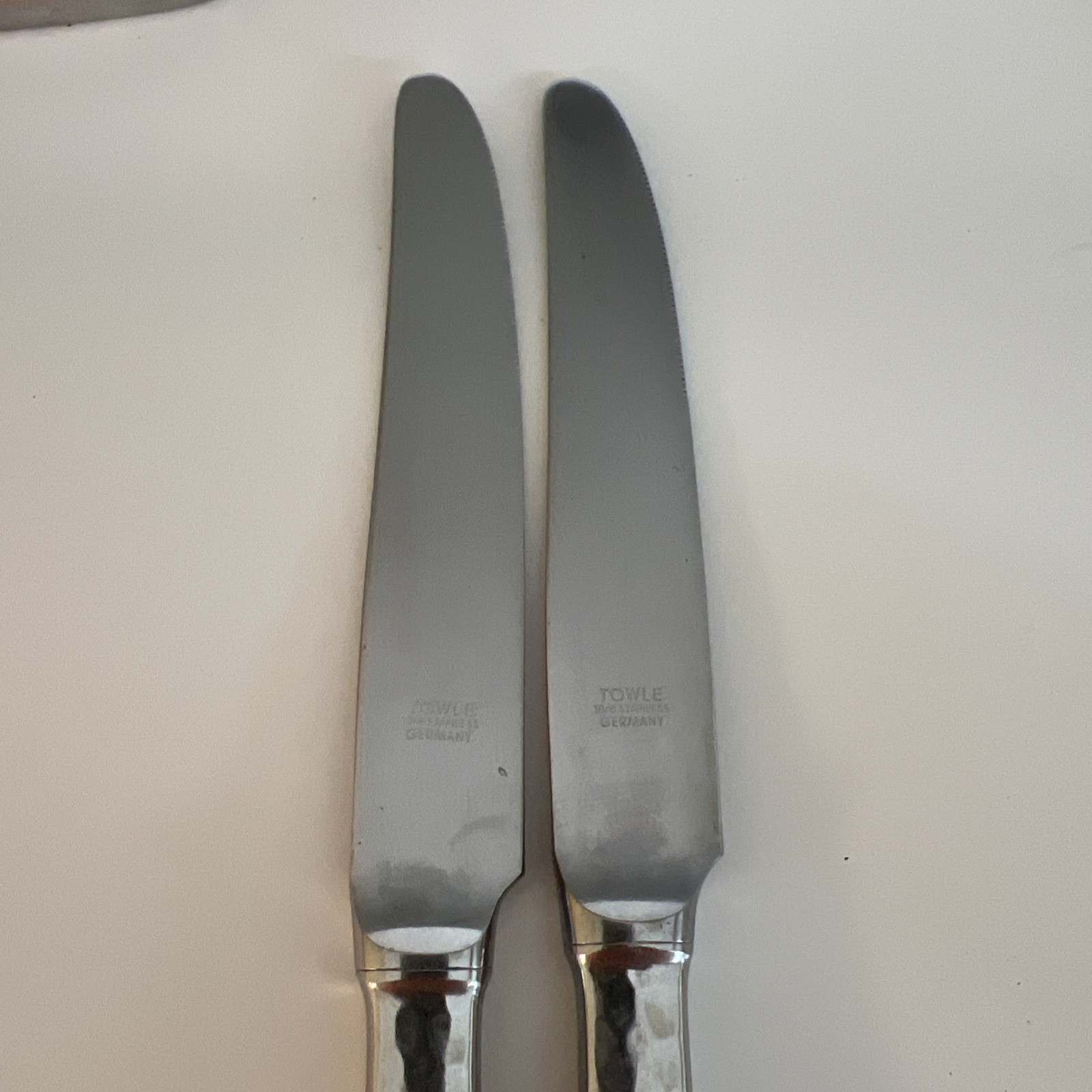 HAMMERSMITH (2) Towle Dinner Knife Germany Stainless Glossy 18/8 Flatware Two