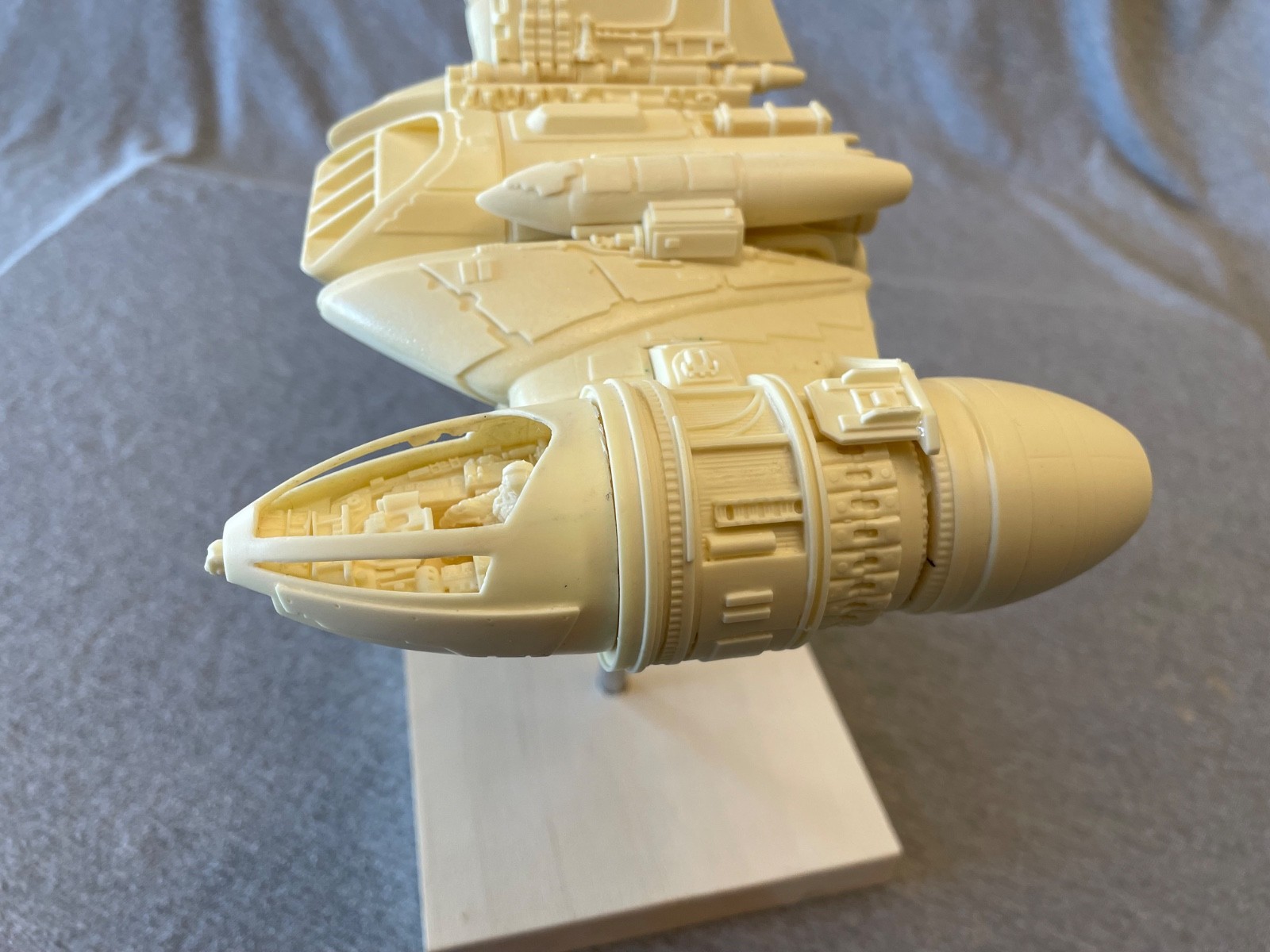 1/48 B-Wing Resin Kit Star Wars