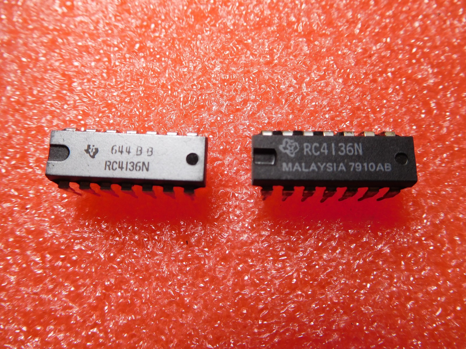 Lot of 2: TI RC4136N 14-pin DIP , USA seller, fast ship