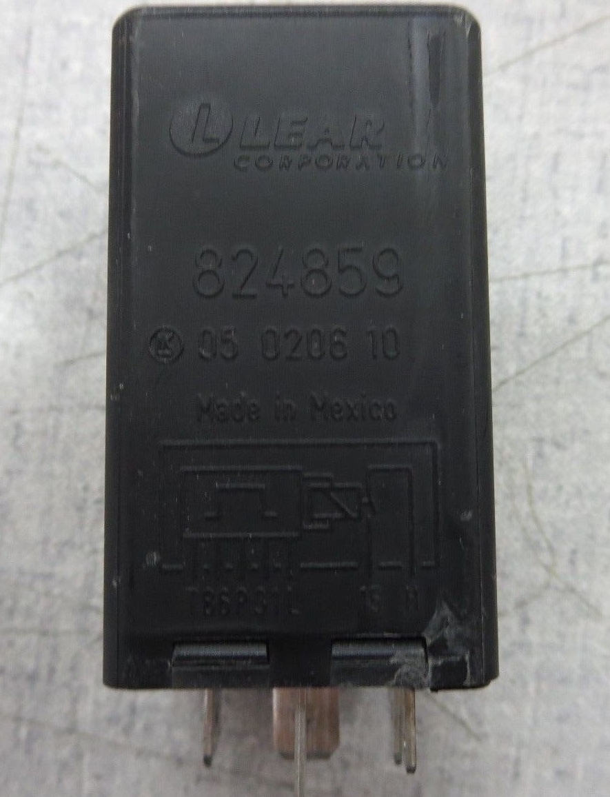 Lear Corp. 824859, 05-0206-10 Control Module