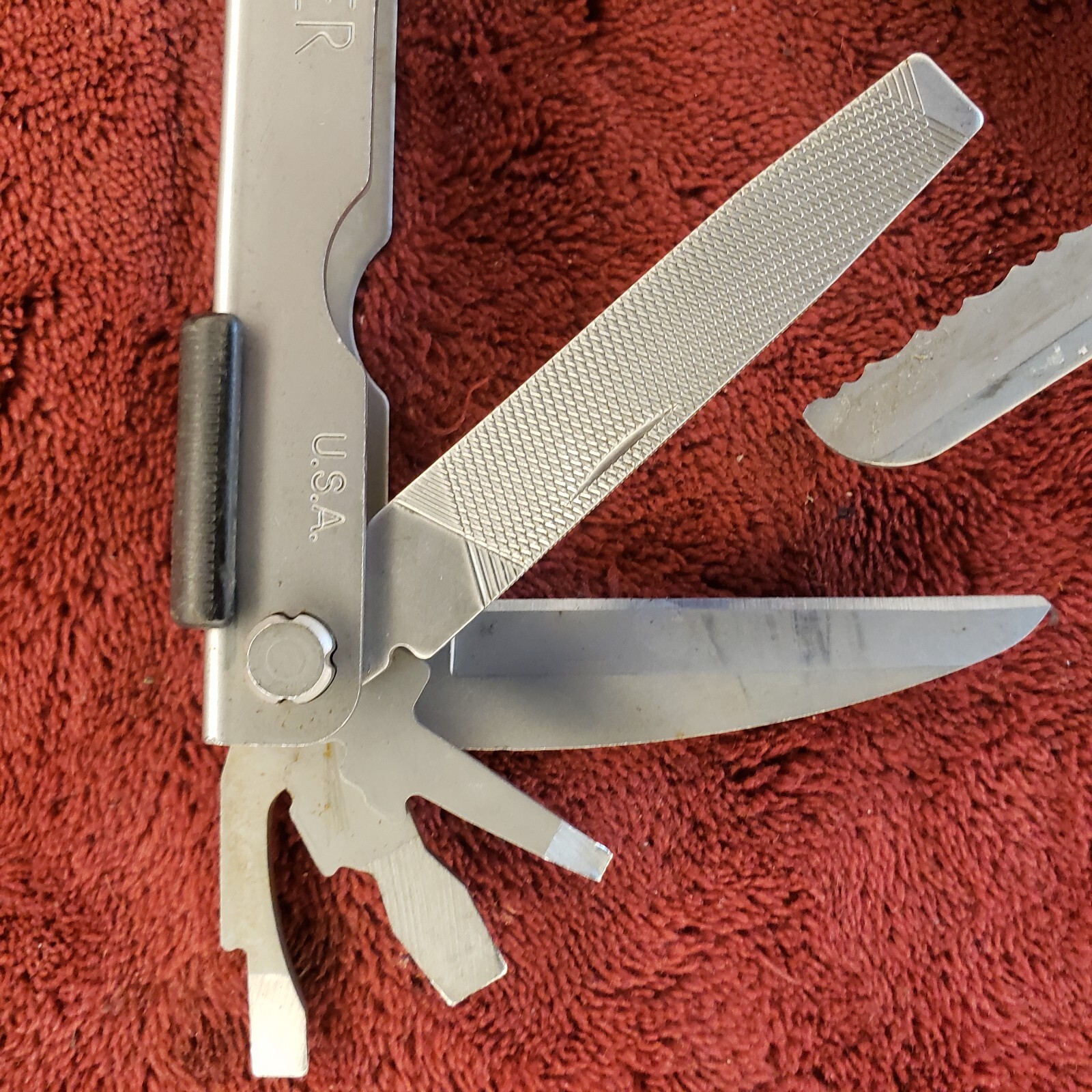🔪 Lot 2 Gerber Multi Tool MP600 multiplier, drop point blade read